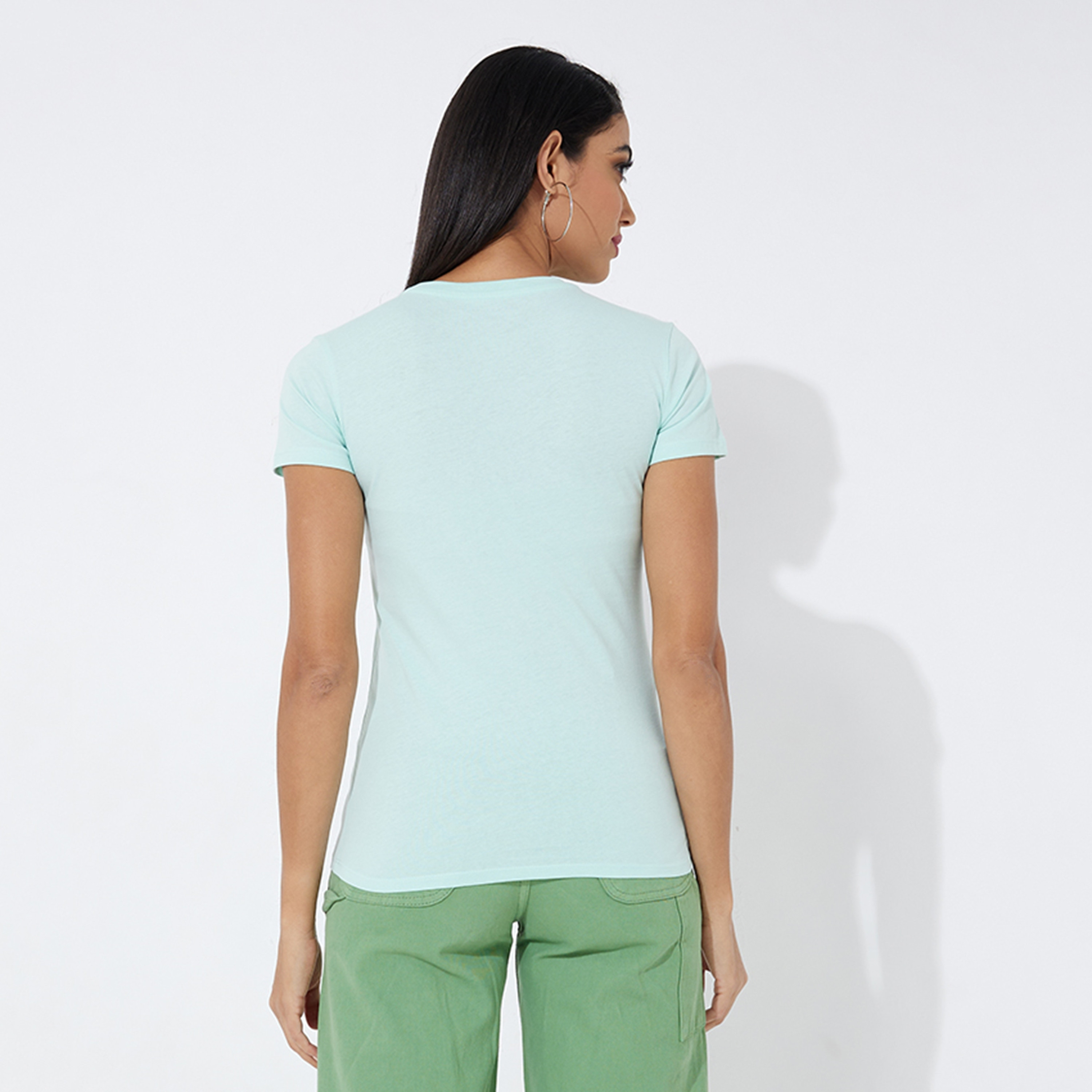 تي شيرت نسائي بأكمام قصيرة ورقبة دائرية وطبعة رسومات على شكل فطر من أيروبوستال-women-clothing-tshirts-image-4