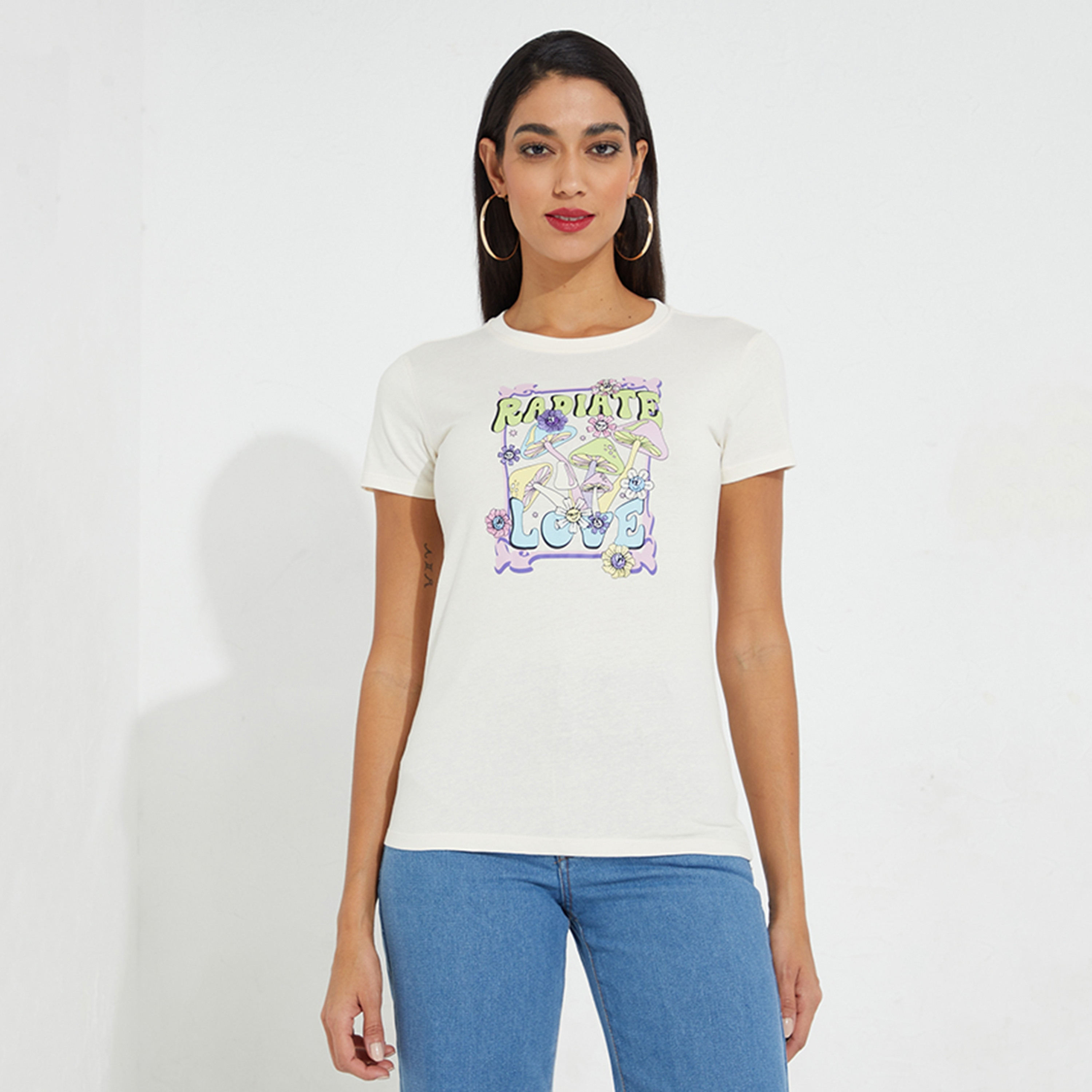 تي شيرت نسائي بأكمام قصيرة ورقبة دائرية وطبعة رسومات على شكل فطر من أيروبوستال-women-clothing-tshirts-image-5