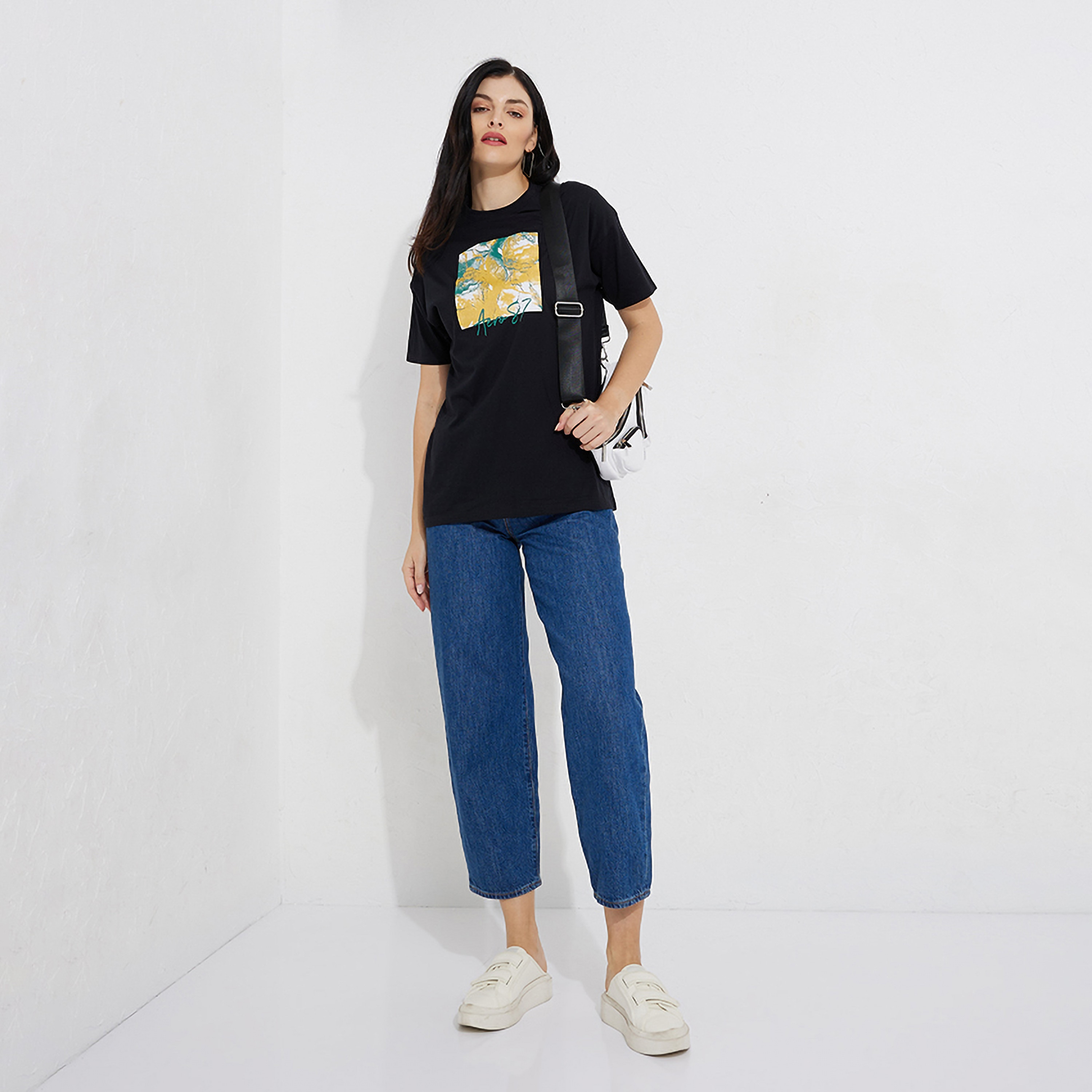 Aeropostale Graphic Crew Neck Short Sleeves Women's T-Shirt-women-clothing-tshirts-image-2