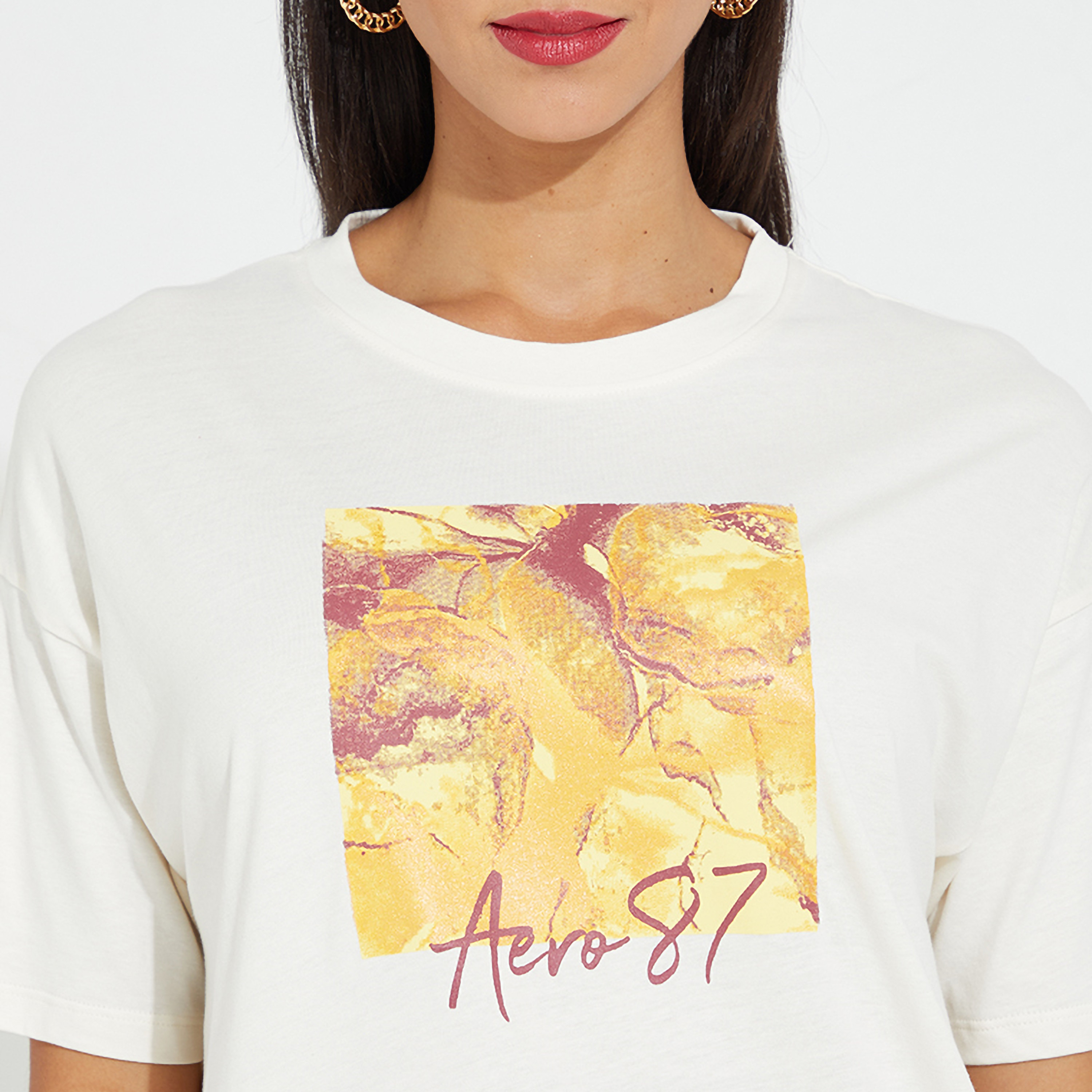 تي شيرت برسومات بأكمام قصيرة ورقبة دائرية للنساء من أيروبوستال-women-clothing-tshirts-image-7