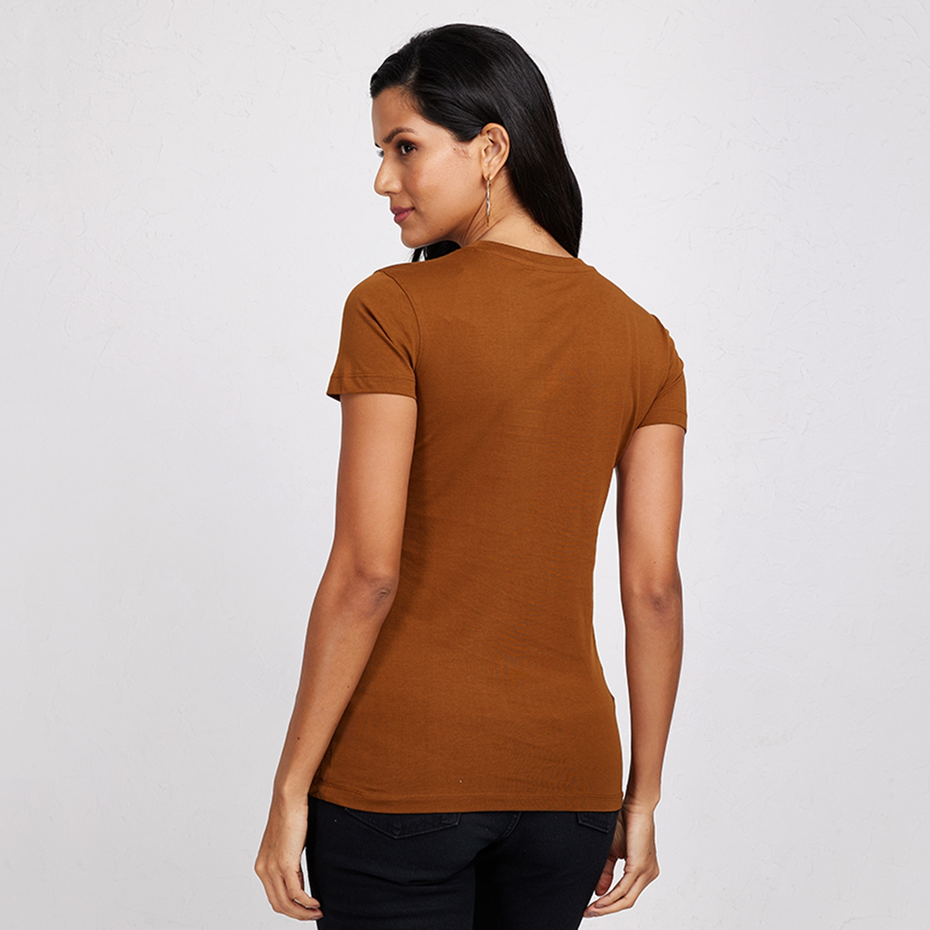 تي شيرت نسائي بطبعة زهور ورقبة دائرية وأكمام قصيرة من أيروبوستال-women-clothing-tshirts-image-4