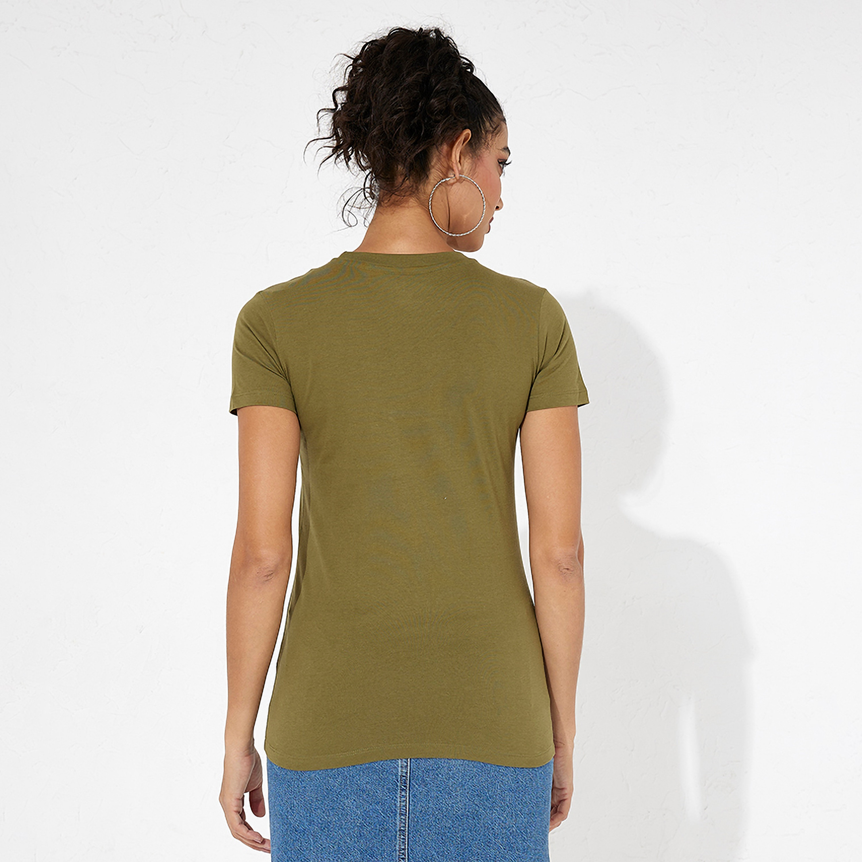 تي شيرت نسائي بأكمام قصيرة ورقبة دائرية وطبعة نصية من أيروبوستال-women-clothing-tshirts-image-4