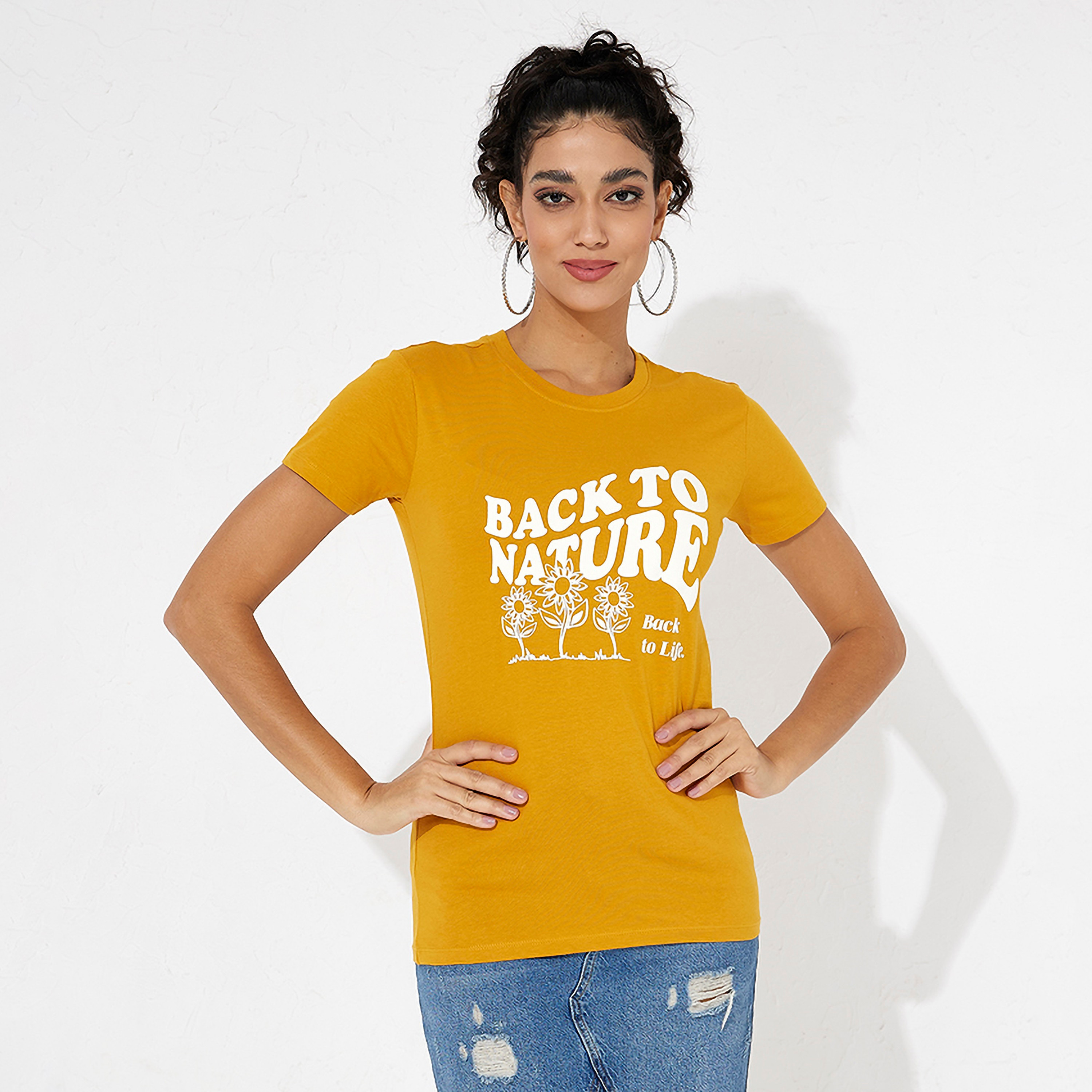 تي شيرت نسائي بأكمام قصيرة ورقبة دائرية وطبعة نصية من أيروبوستال-women-clothing-tshirts-image-5