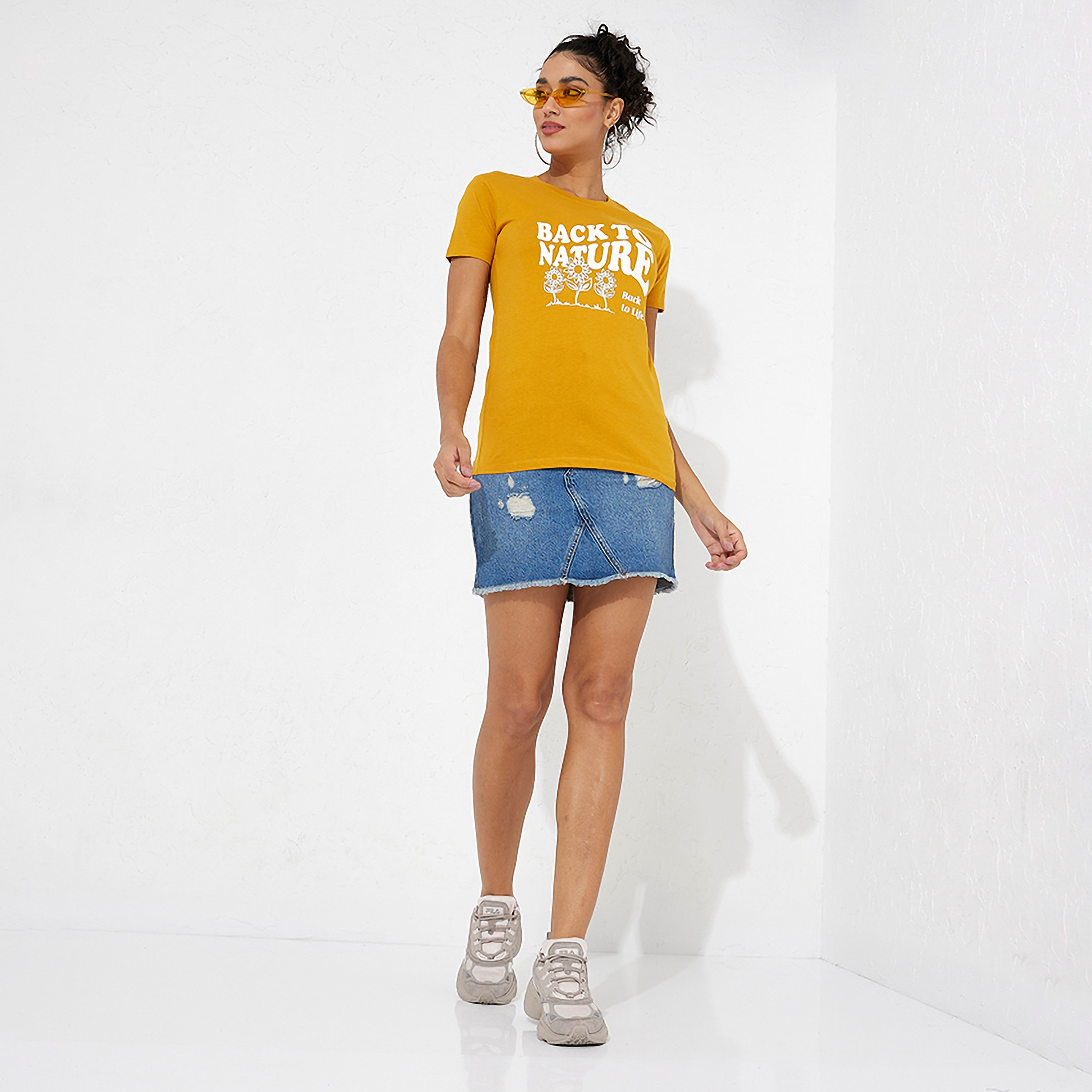 تي شيرت نسائي بأكمام قصيرة ورقبة دائرية وطبعة نصية من أيروبوستال-women-clothing-tshirts-image-6