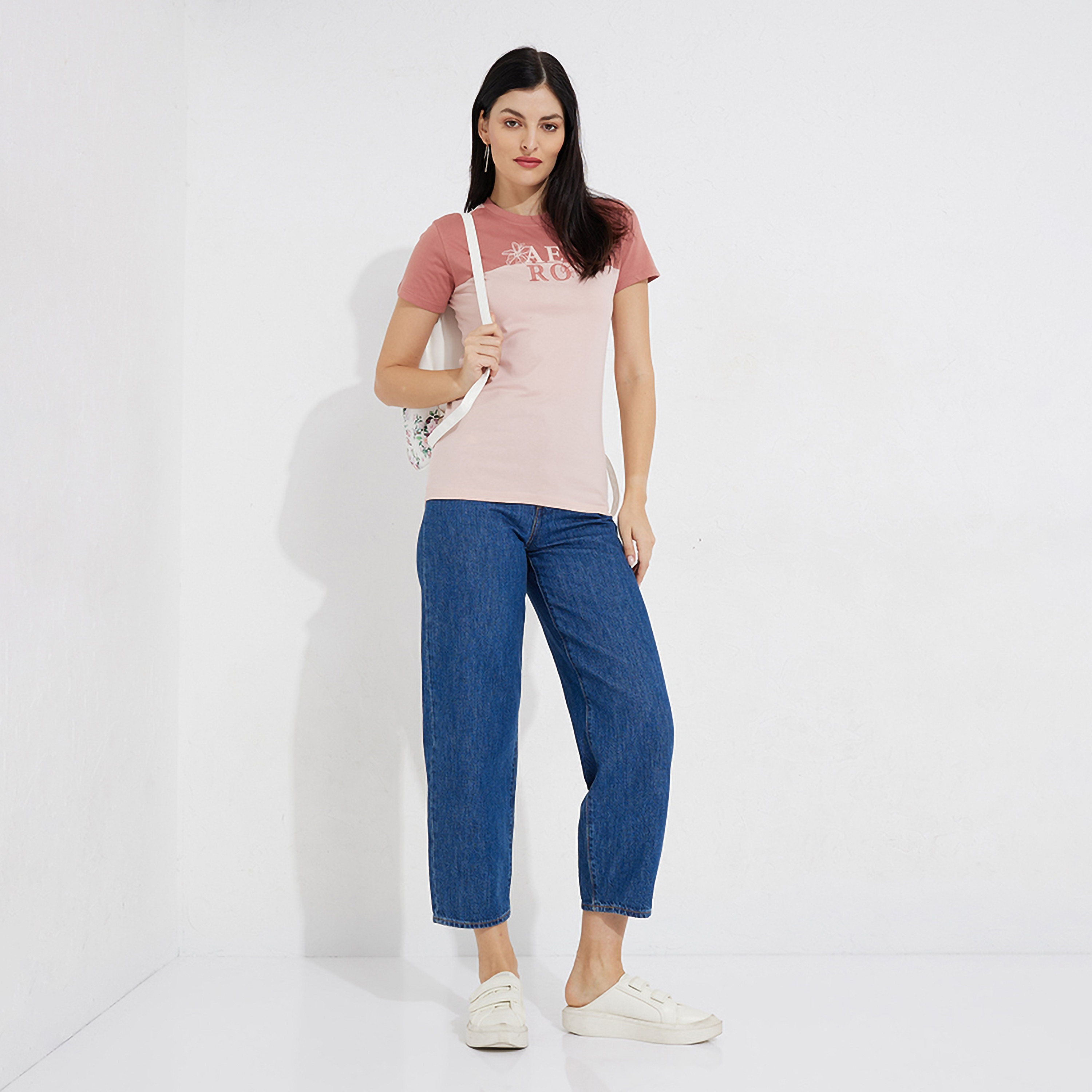 تي شيرت نسائي بأكمام قصيرة وياقة دائرية بألوان متعددة من أيروبوستال-women-clothing-tshirts-image-6