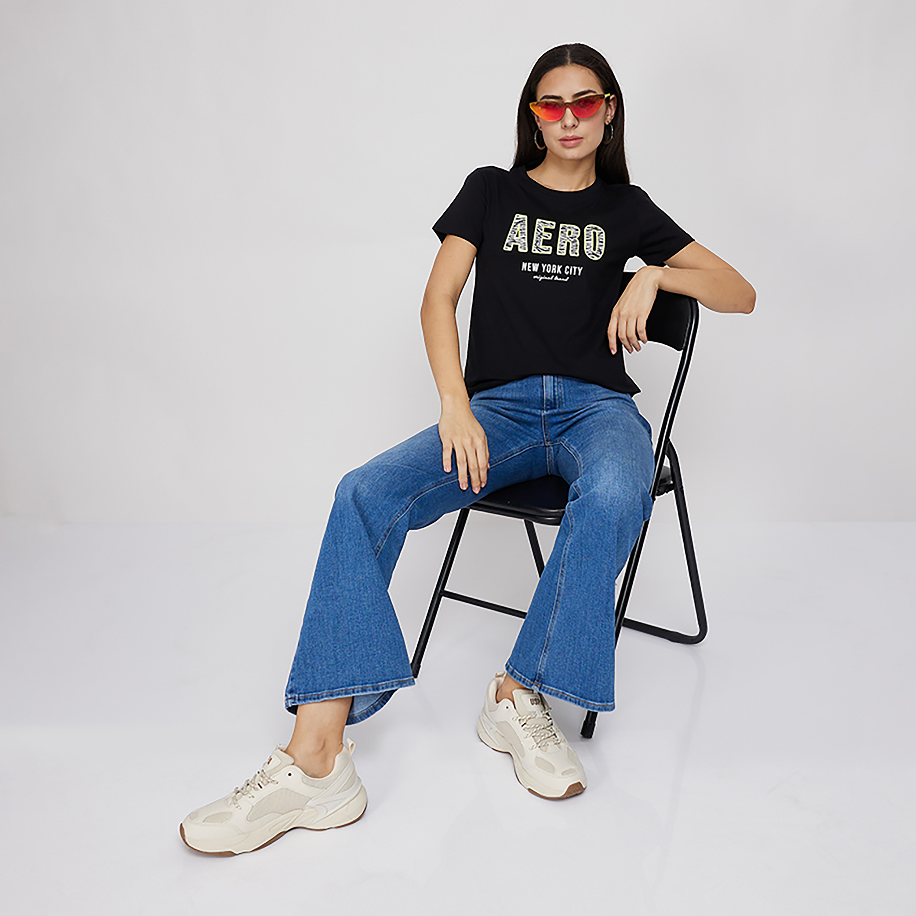تي شيرت من ايروبوستال بأكمام قصيرة و ياقة مستديرة مع شعار بطبعات-women-clothing-tshirts-image-2