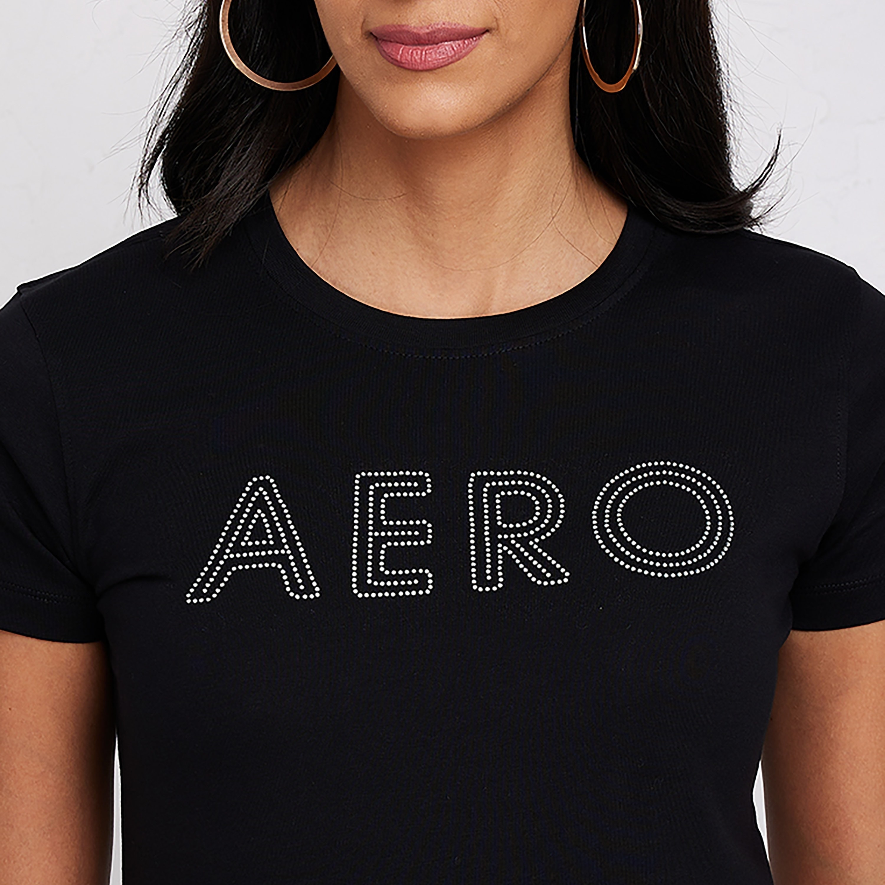 تي شيرت نسائي برقبة دائرية وأكمام قصيرة ومزين بأحجار الراين من أيروبوستال-women-clothing-tshirts-image-3