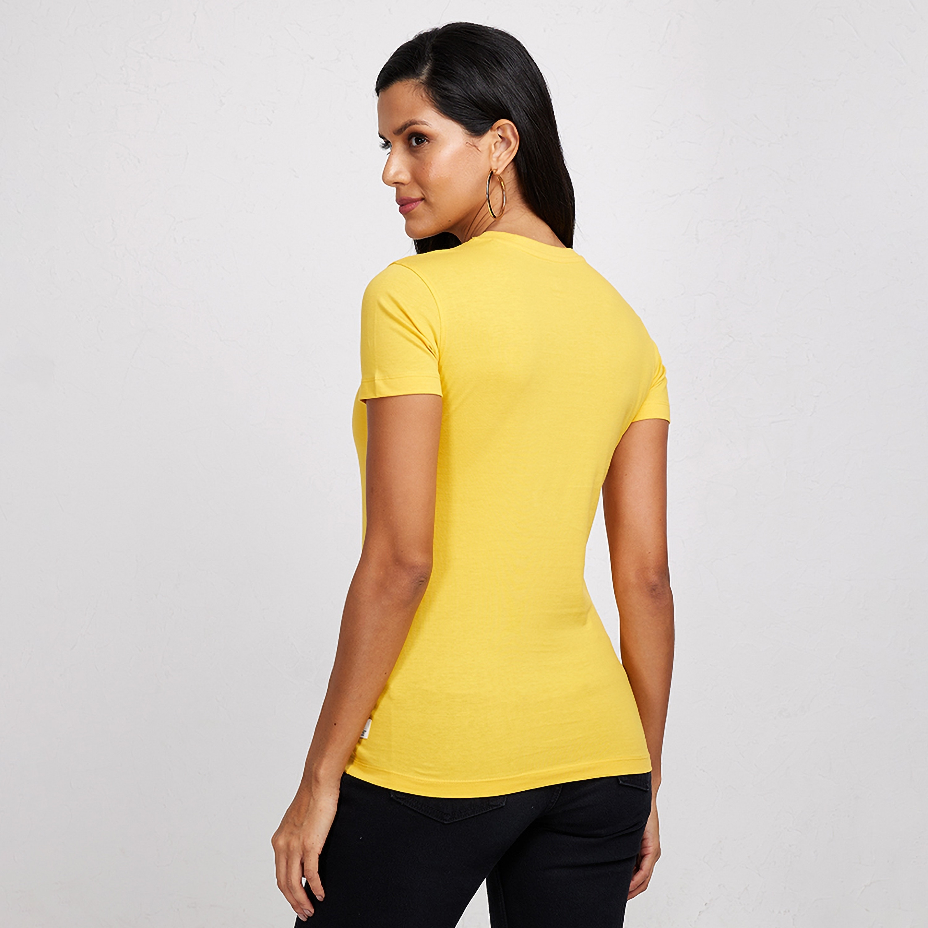 تي شيرت نسائي بأكمام قصيرة ورقبة دائرية وشعار منقوش من أيروبوستال-women-clothing-tshirts-image-4