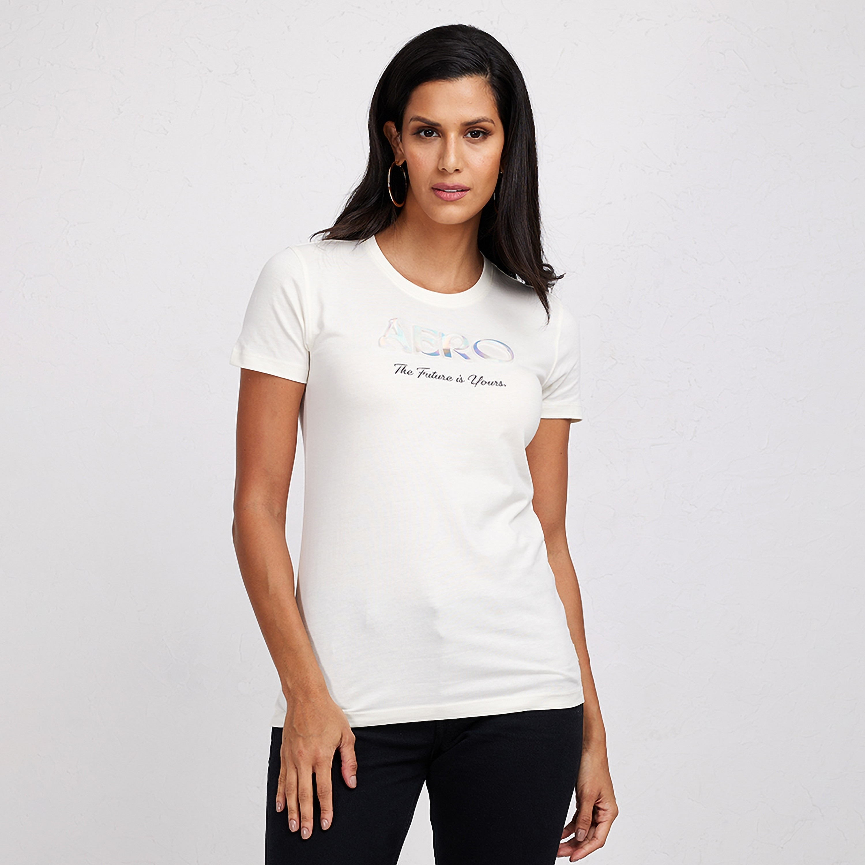 تي شيرت نسائي بأكمام قصيرة ورقبة دائرية وشعار منقوش من أيروبوستال-women-clothing-tshirts-image-1