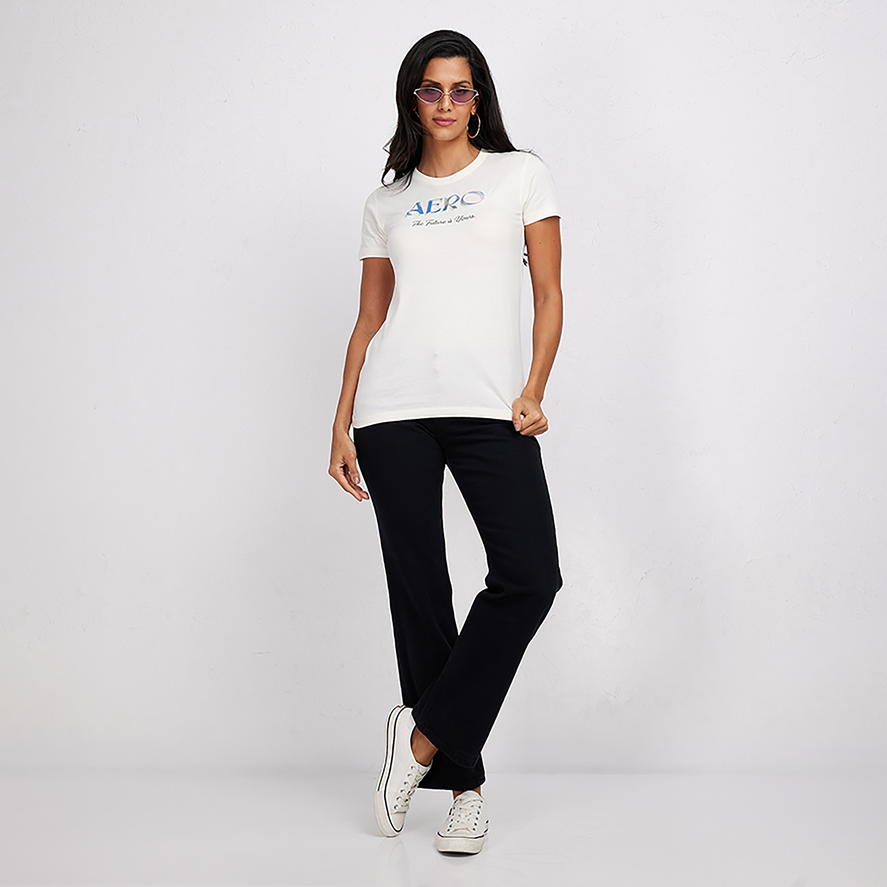 تي شيرت نسائي بأكمام قصيرة ورقبة دائرية وشعار منقوش من أيروبوستال-women-clothing-tshirts-image-2