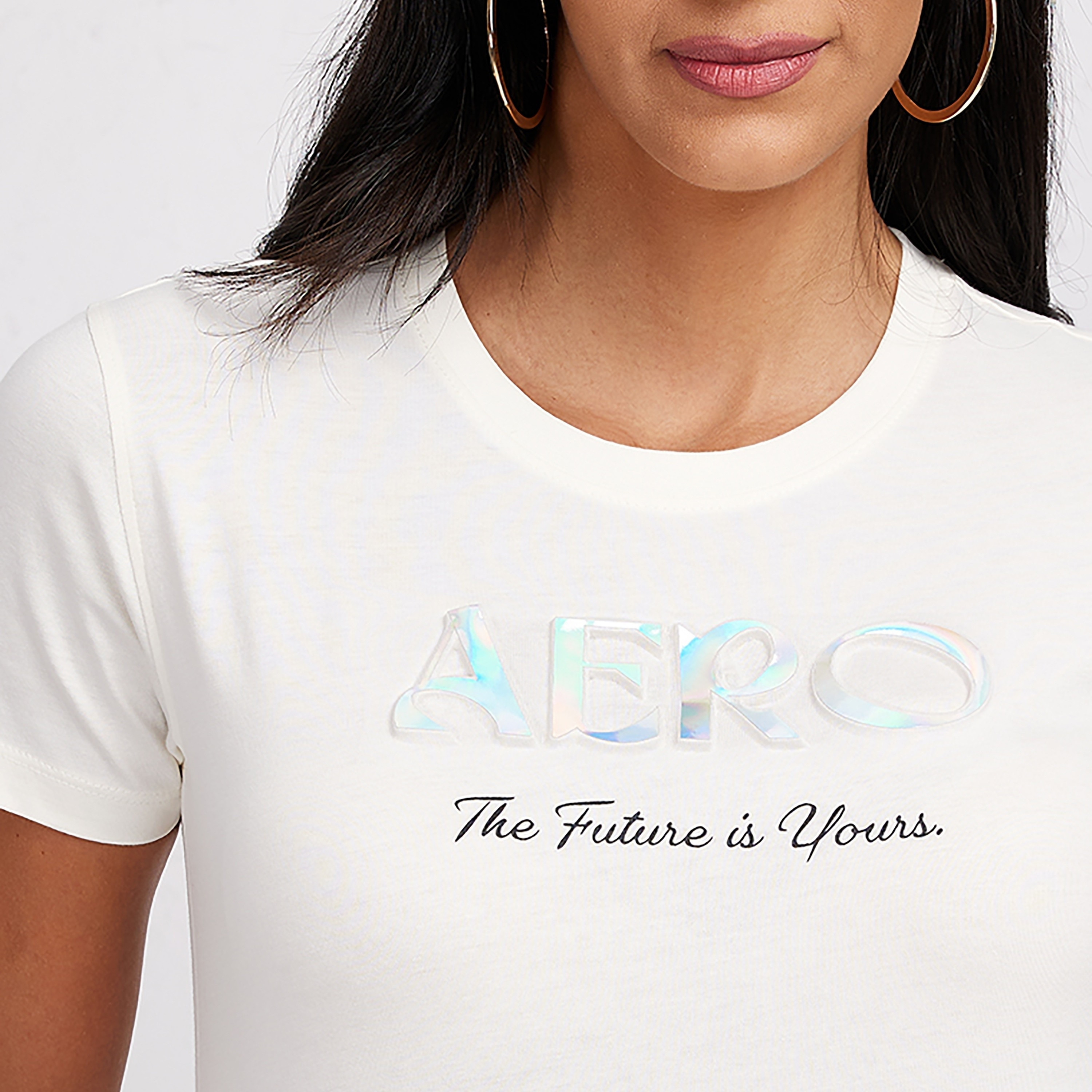 تي شيرت نسائي بأكمام قصيرة ورقبة دائرية وشعار منقوش من أيروبوستال-women-clothing-tshirts-image-3