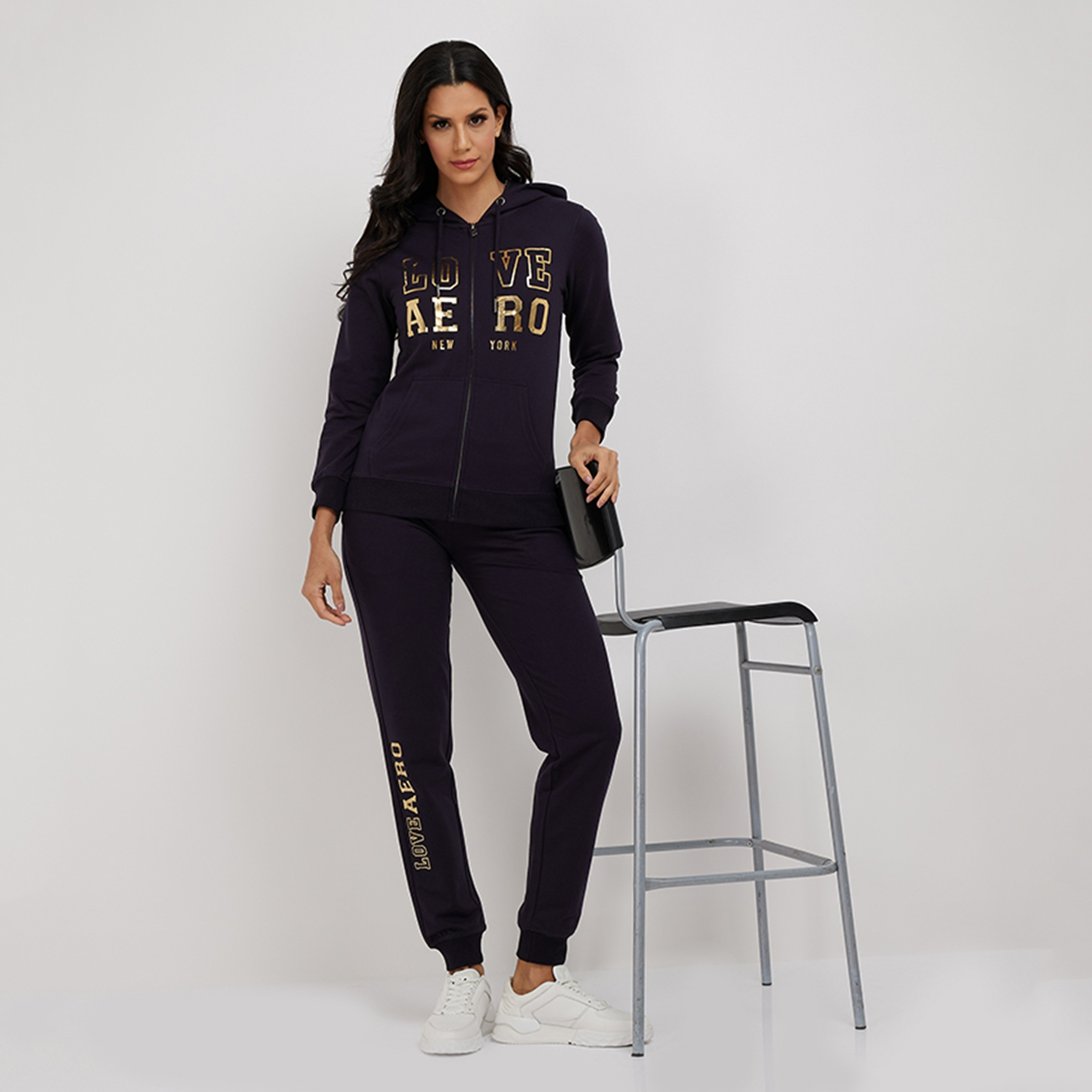بلوزة نسائية بغطاء للرأس وأكمام طويلة وسحّاب وطبعة نصية من أيروبوستال-women-clothing-hoodiesandsweatshirts-hoodies-image-2