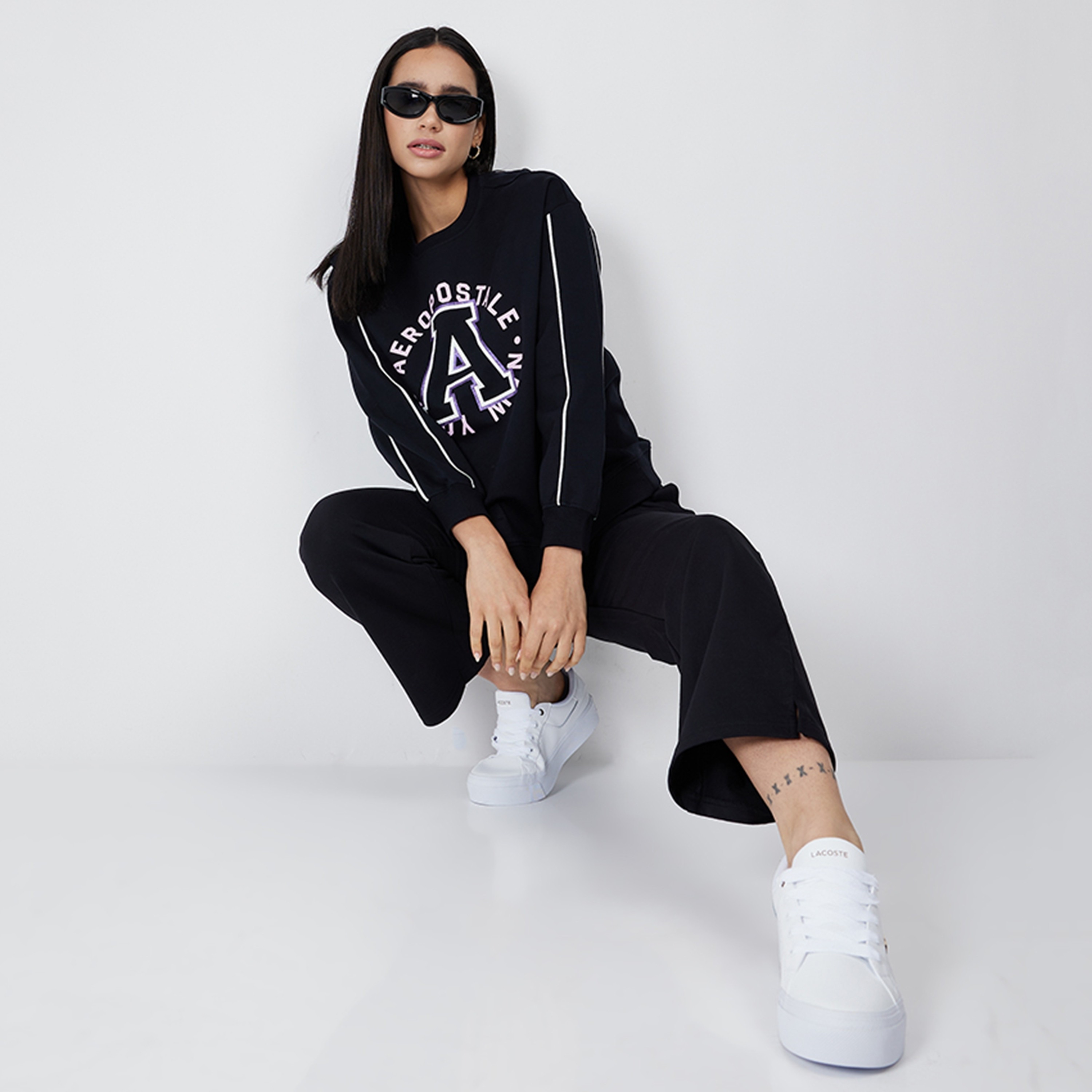 سويت شيرت نسائي برقبة دائرية وأكمام منسدلة وطبعة شعار من أيروبوستال-women-clothing-hoodiesandsweatshirts-sweatshirts-image-2