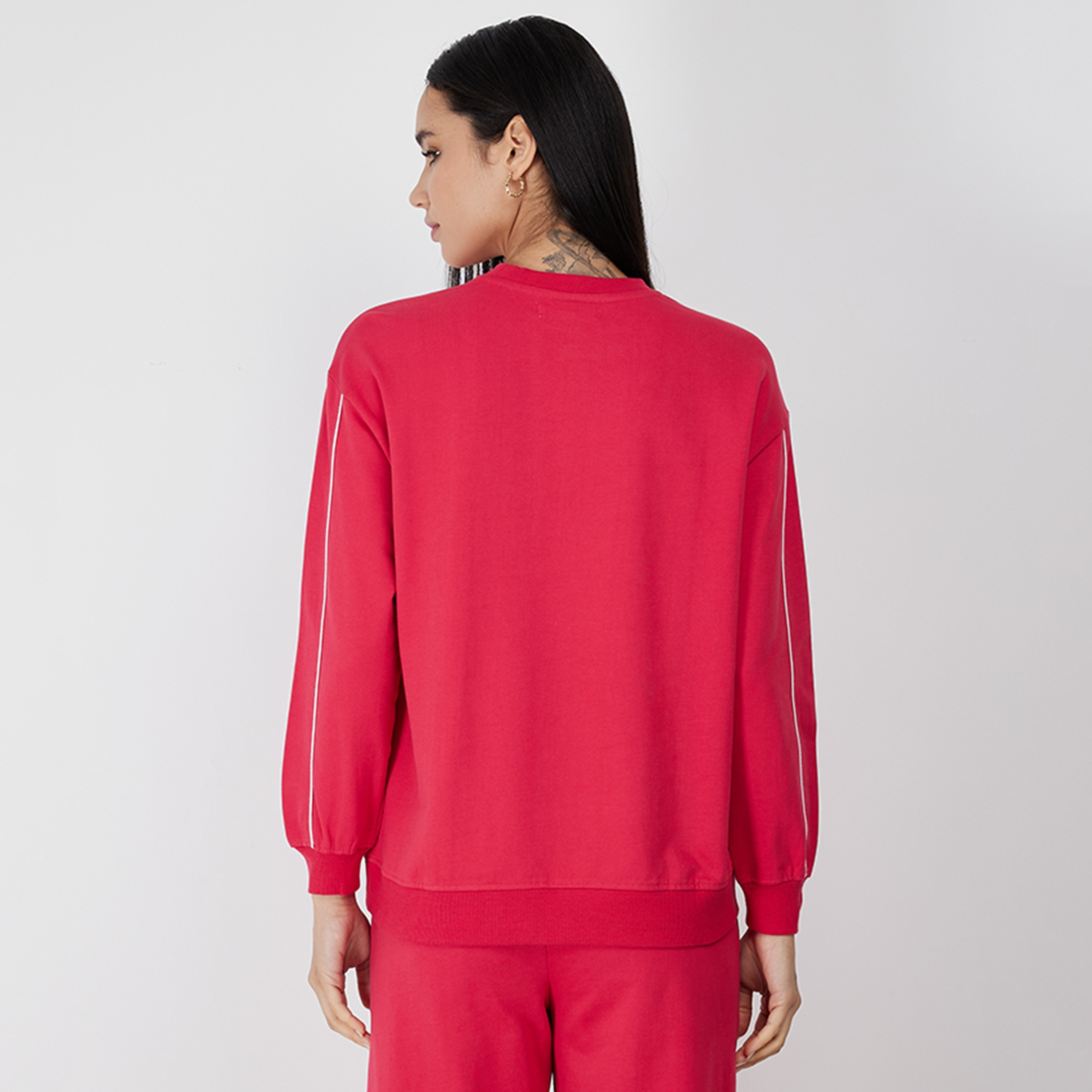 سويت شيرت نسائي برقبة دائرية وأكمام منسدلة وطبعة شعار من أيروبوستال-women-clothing-hoodiesandsweatshirts-sweatshirts-image-8