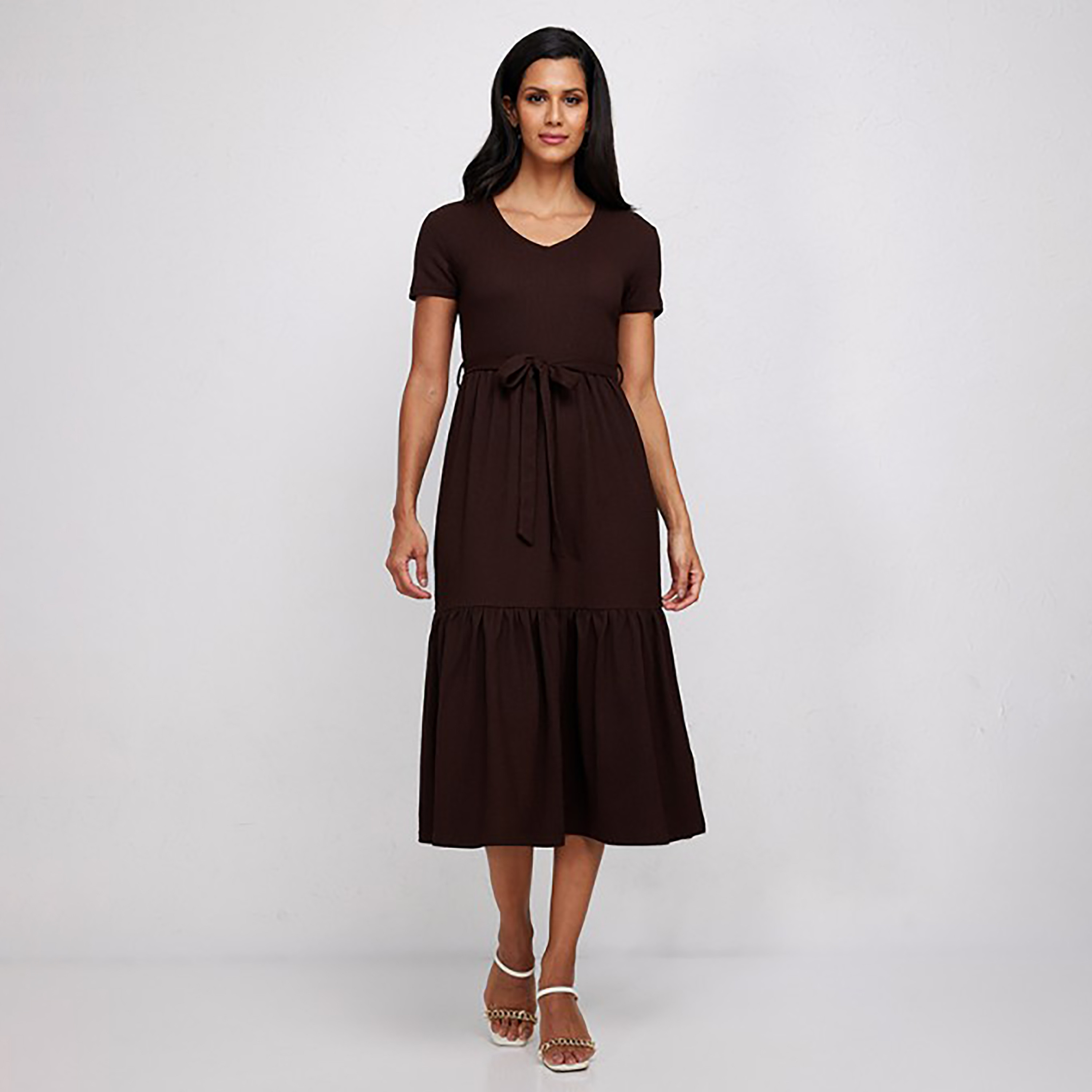 فستان ميدي بطبقات ورقبة على شكل فى مع تكسثرد من إيروبوستال-women-clothing-dresses-image-5
