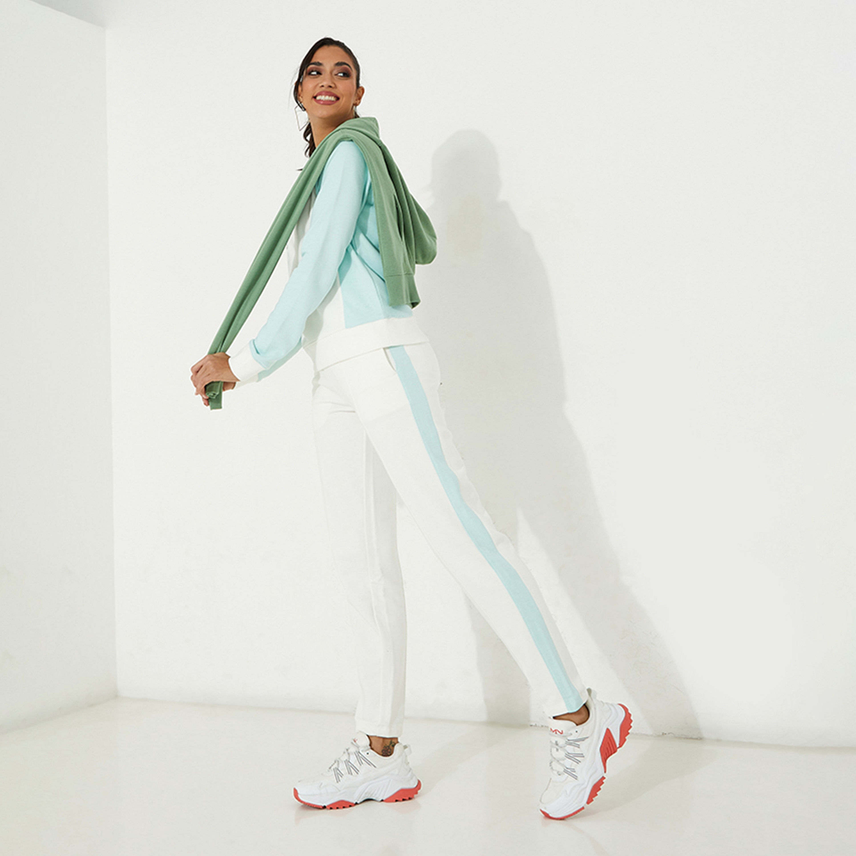 بنطال رياضي نسائي بخصر مرتفع ورباط متعدد الألوان من أيروبوستال-women-clothing-bottoms-joggers-image-2