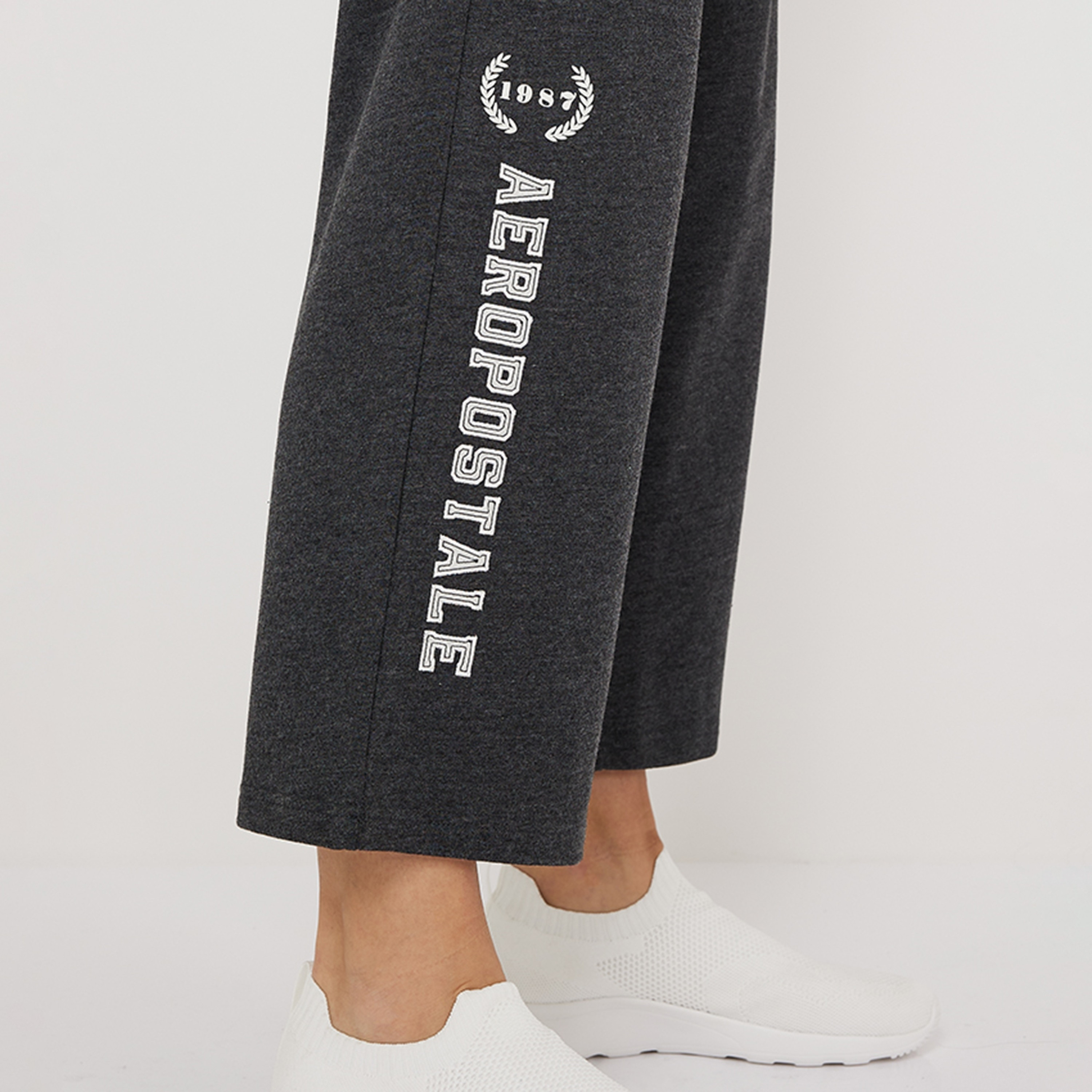 بنطال رياضي نسائي أبليك متوسط الارتفاع برباط من أيروبوستال-women-clothing-bottoms-joggers-image-3