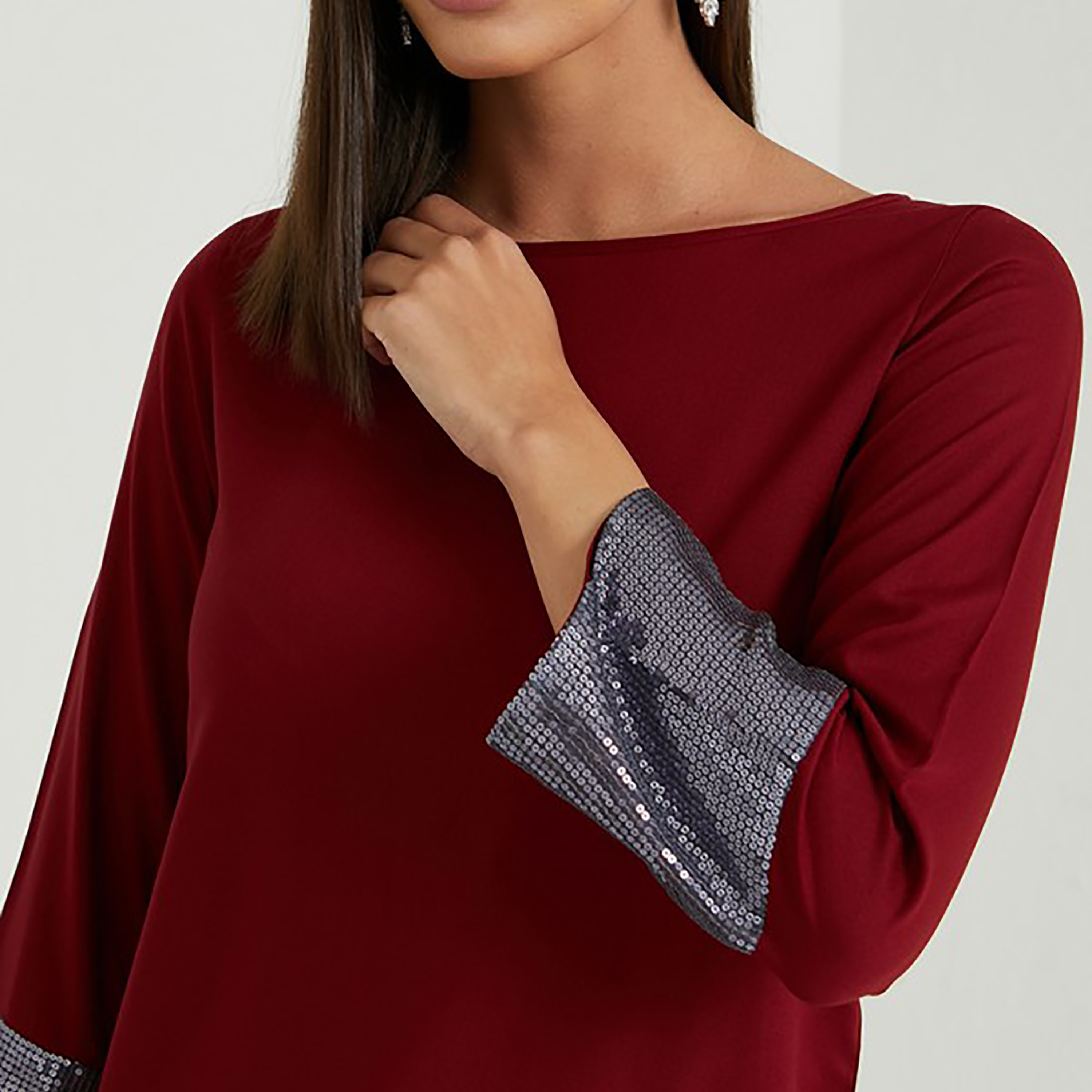 توب نسائي بأساور مرصعة بالترتر من آيروبوستيل-women-clothing-shirtsandblouses-blouses-image-7