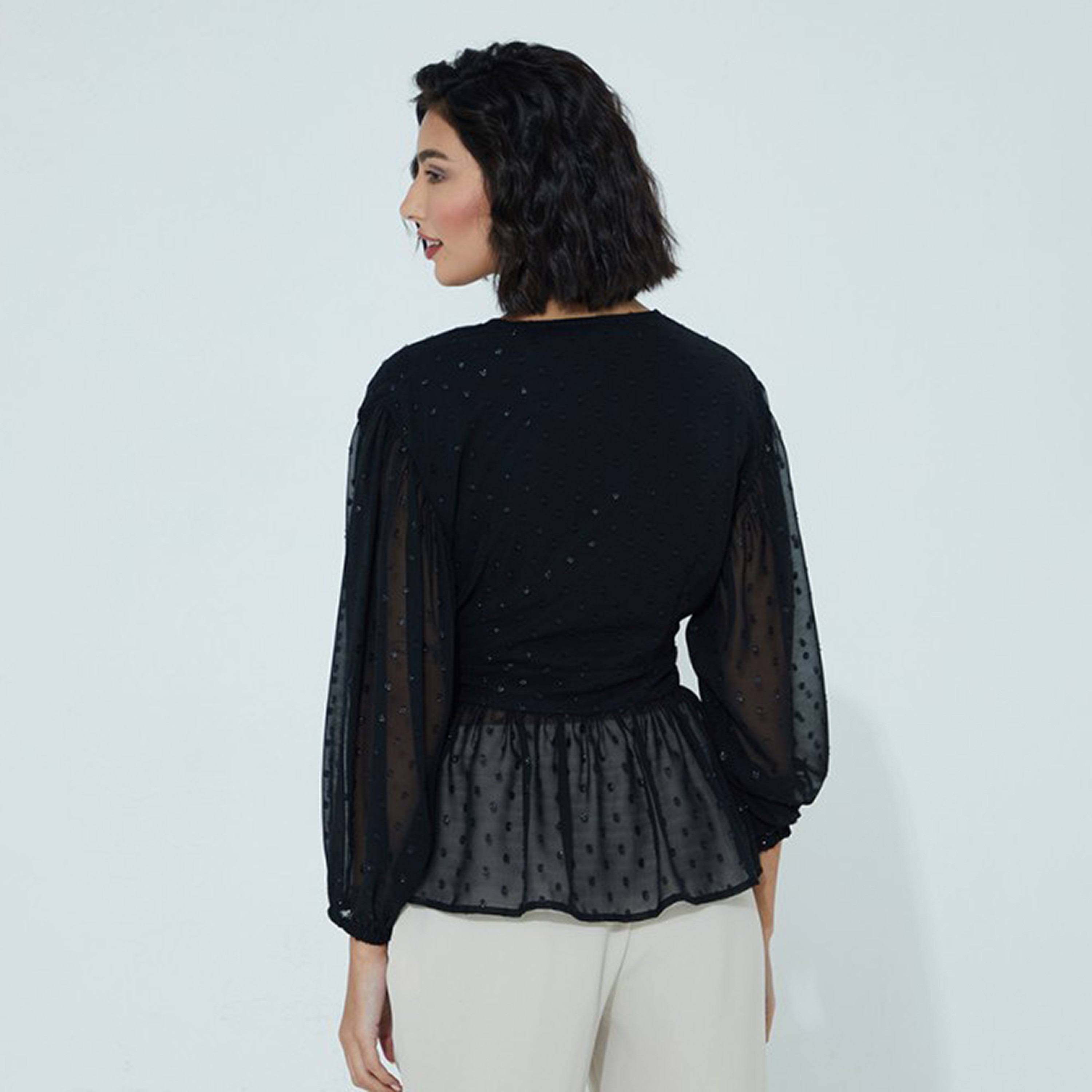 بلوزة نسائية ملفوفة بأكمام منفوخة دوبي ماجينتا من أيروبوستال-women-clothing-shirtsandblouses-blouses-image-1
