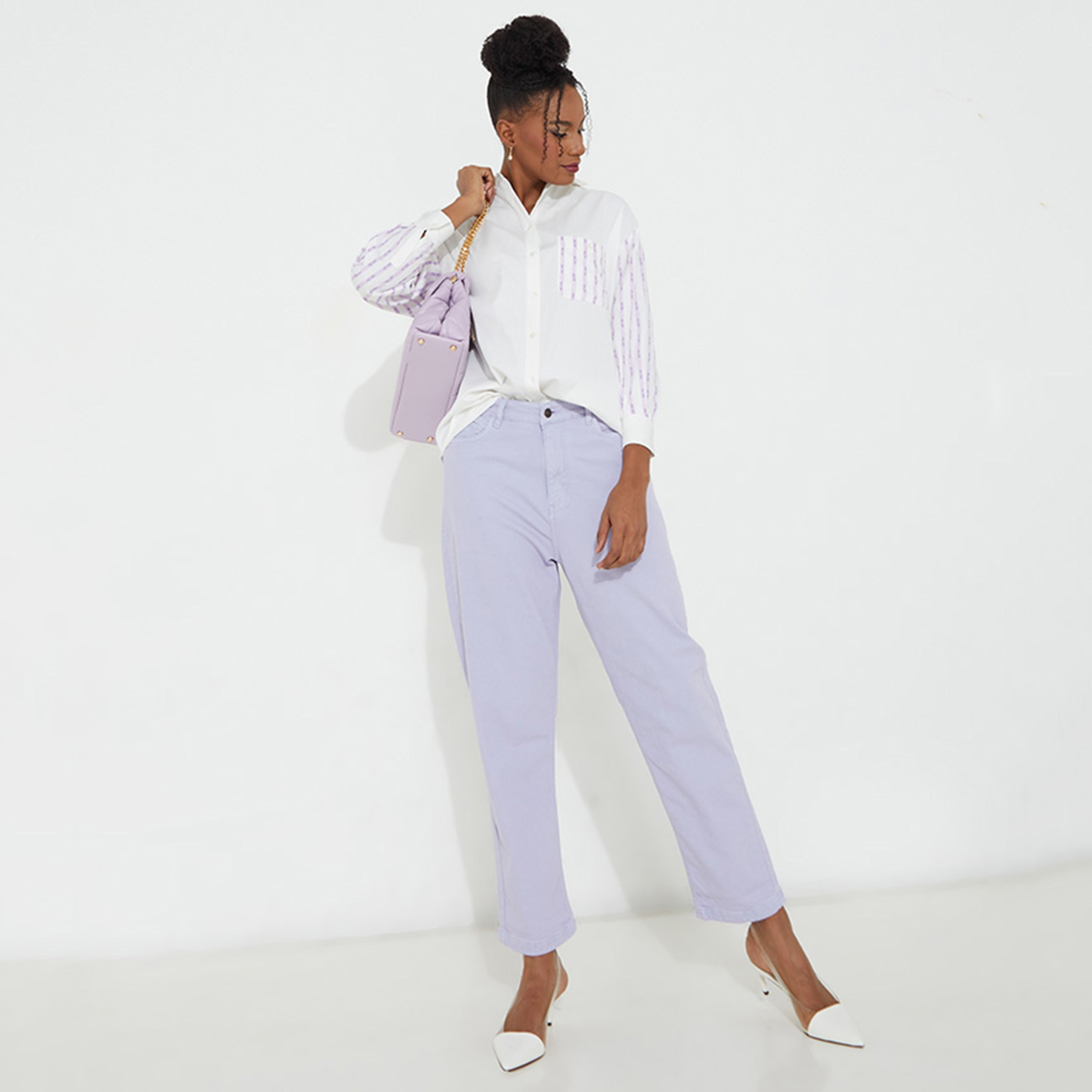 قميص نسائي بطبعة شعار وأكمام متباينة اللون من أيروبوستال-women-clothing-shirtsandblouses-shirts-image-6