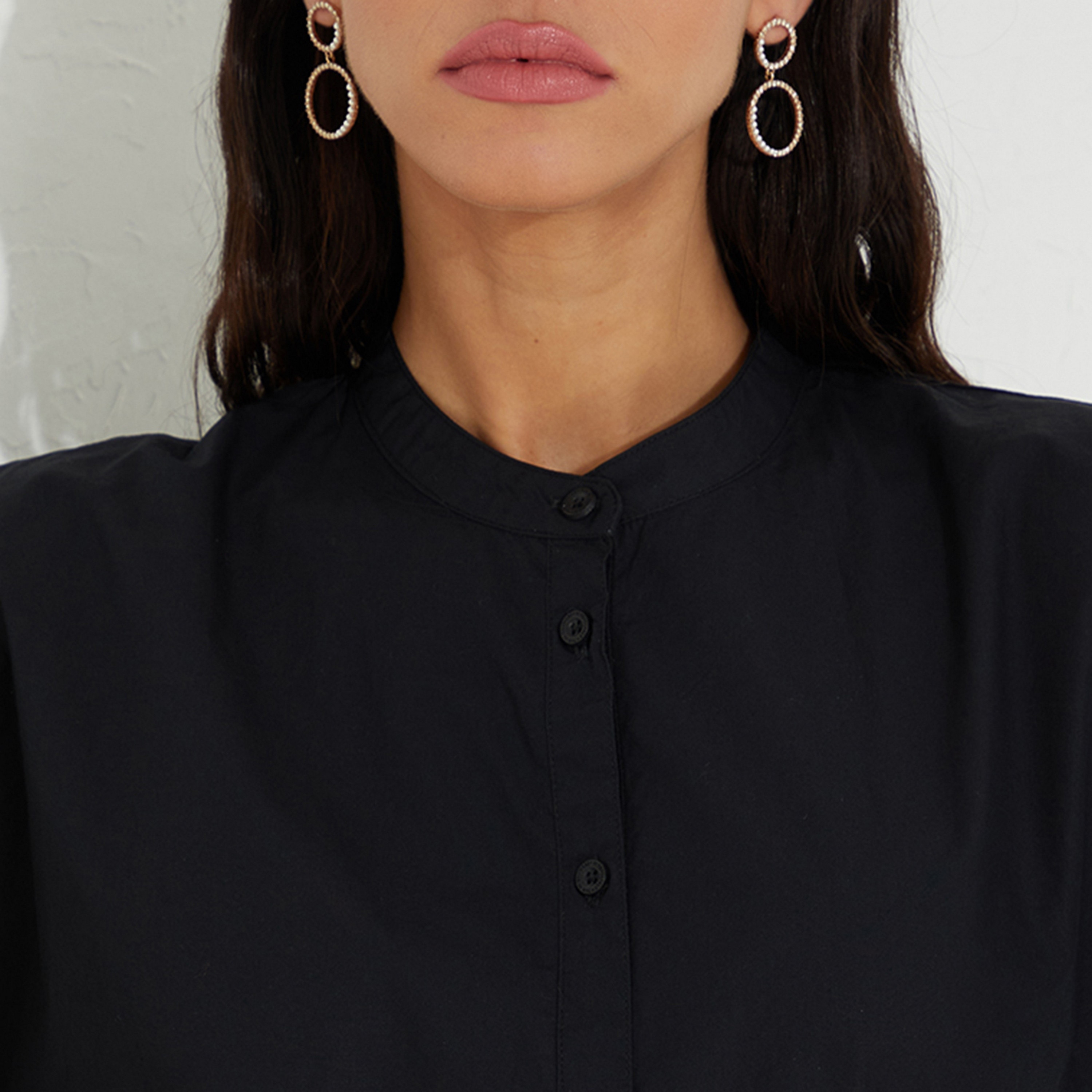 قميص نسائي بياقة دائرية وأكمام واسعة من أيروبوستال-women-clothing-shirtsandblouses-shirts-image-3