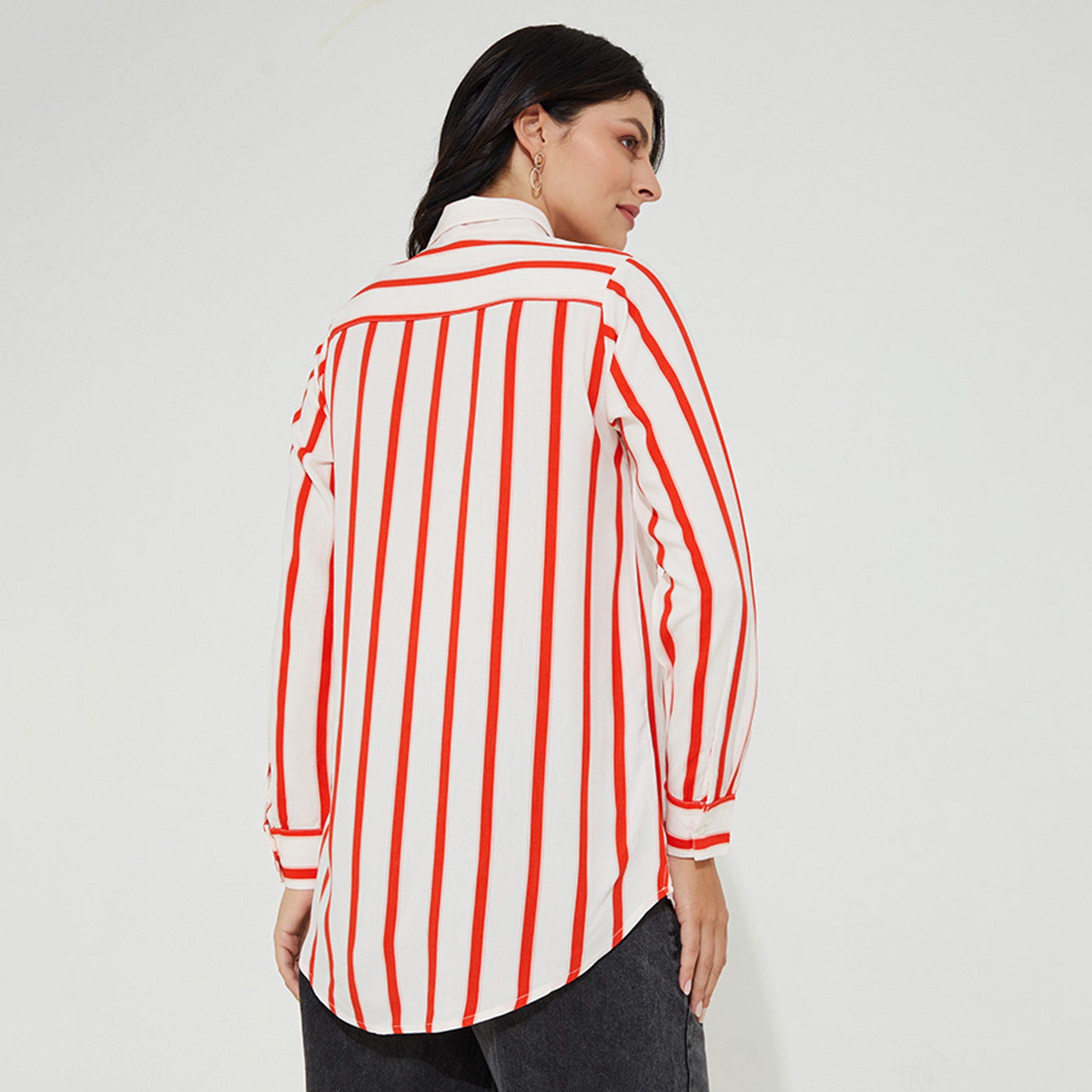 قميص نسائي مخطط بأكمام طويلة وياقة من أيروبوستال-women-clothing-shirtsandblouses-shirts-image-4