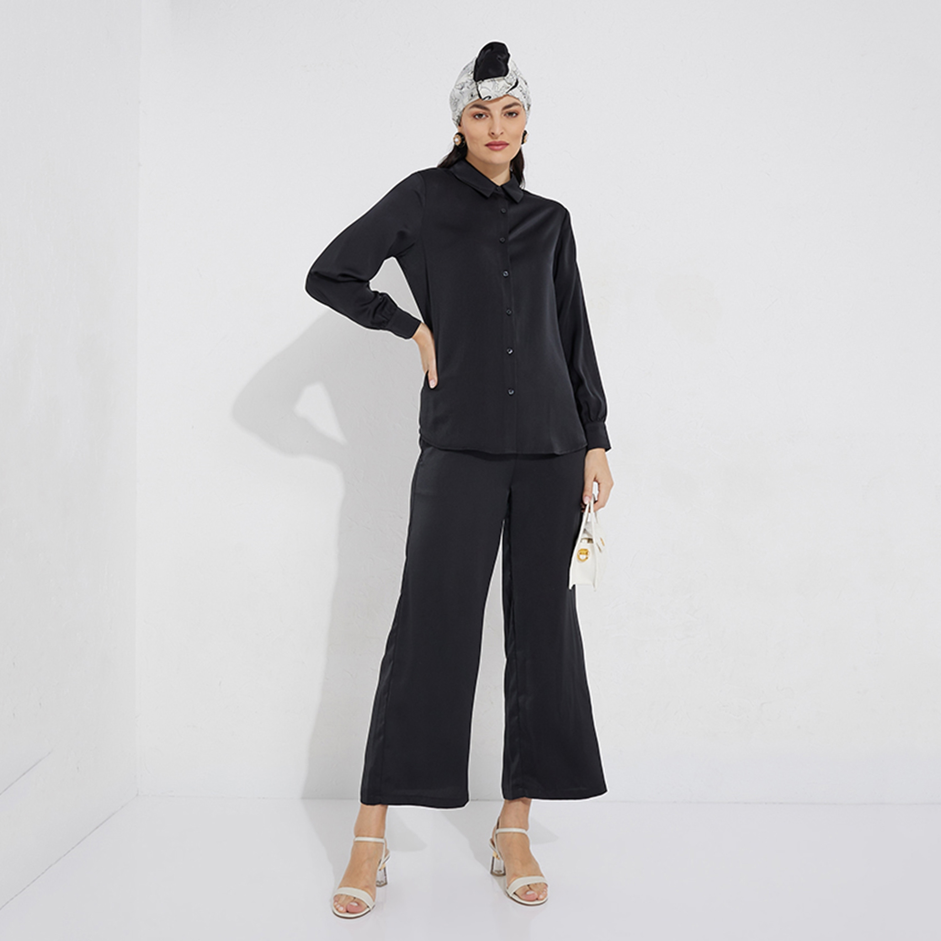 قميص نسائي بأكمام طويلة وياقة سادة من أيروبوستال-women-clothing-shirtsandblouses-shirts-image-2