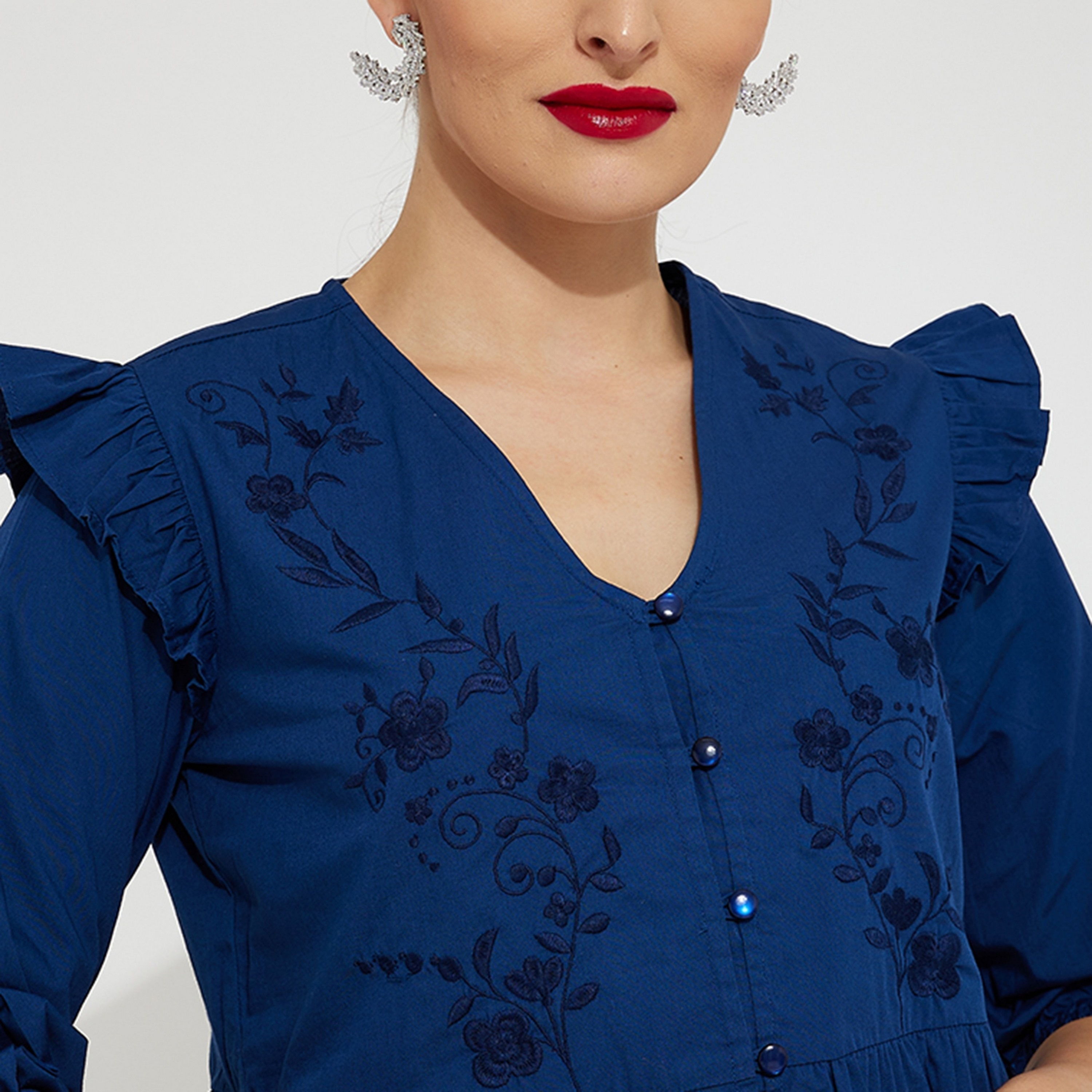 بلوزة ببلوم مطرزة باللون الأزرق الداكن للنساء من أيروبوستال-women-clothing-shirtsandblouses-blouses-image-2