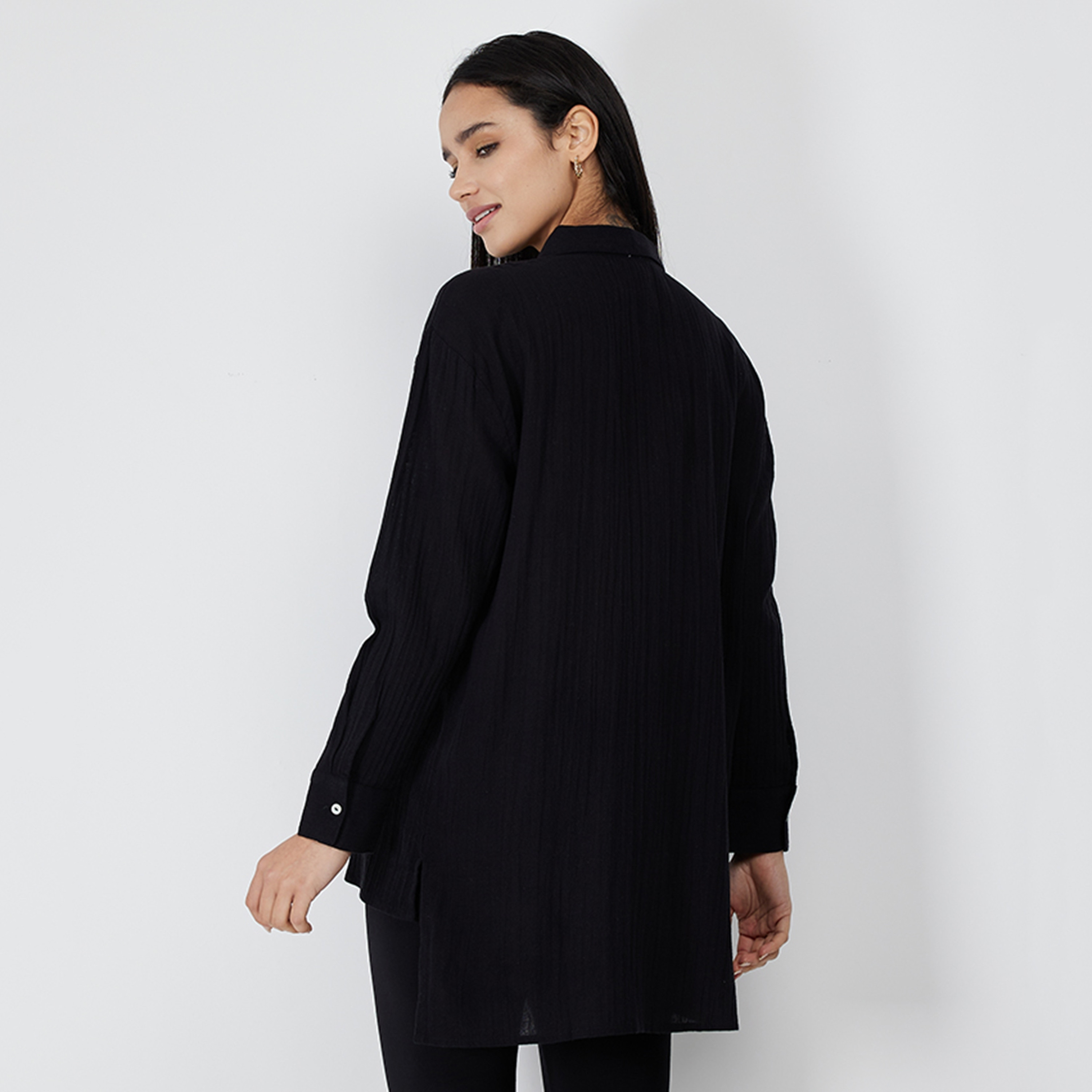 قميص نسائي بأكمام طويلة وياقة منقوشة من أيروبوستال-women-clothing-shirtsandblouses-shirts-image-4