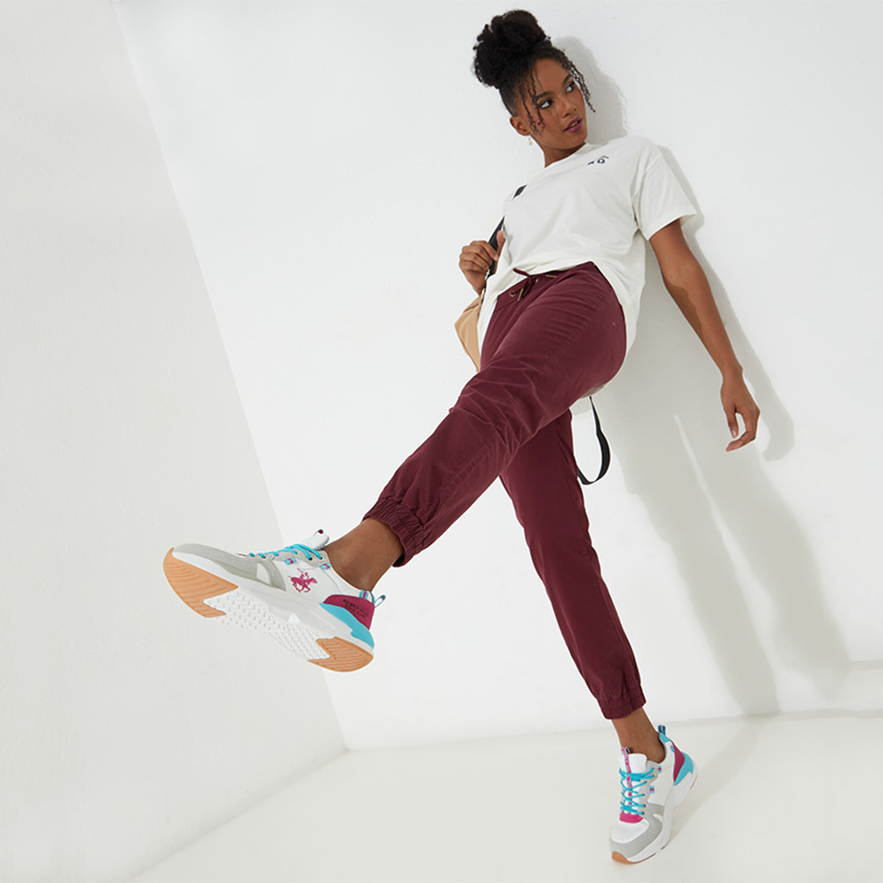 Aeropostale Plain Mid-Rise Drawstring Fastening Women's Joggers-women-clothing-bottoms-joggers-image-2