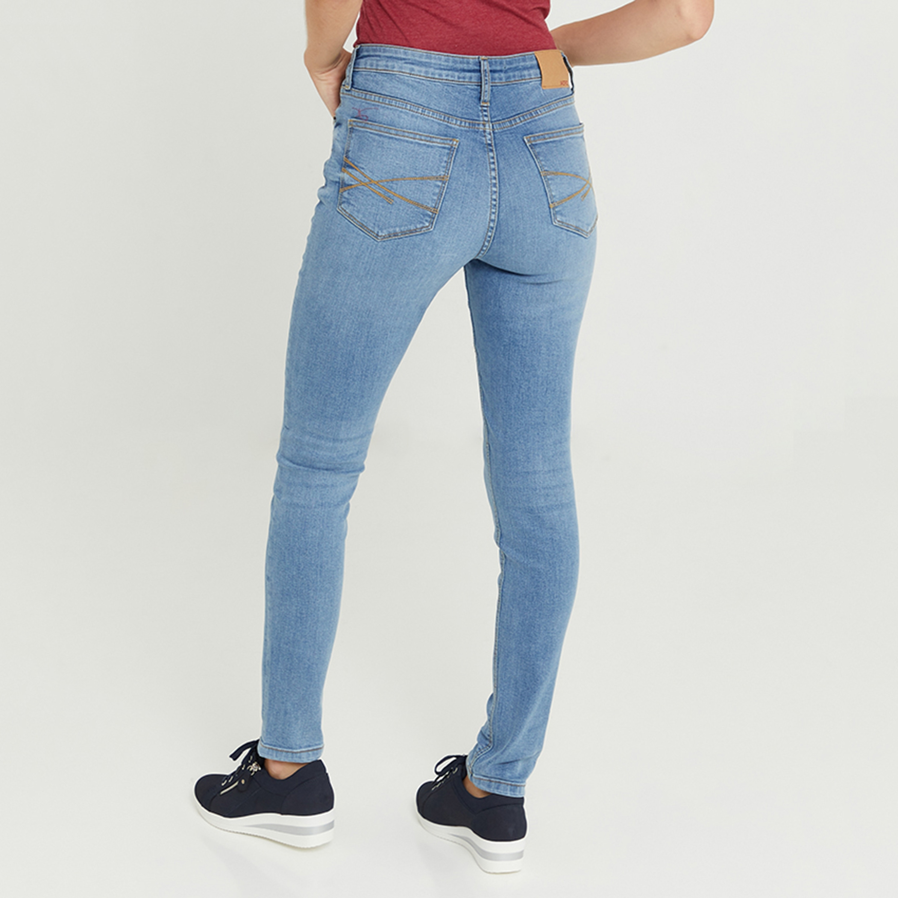 Aeropostale Plain Mid-Rise Button and Zip Fly Women's Jeans-women-clothing-bottoms-jeans-image-4