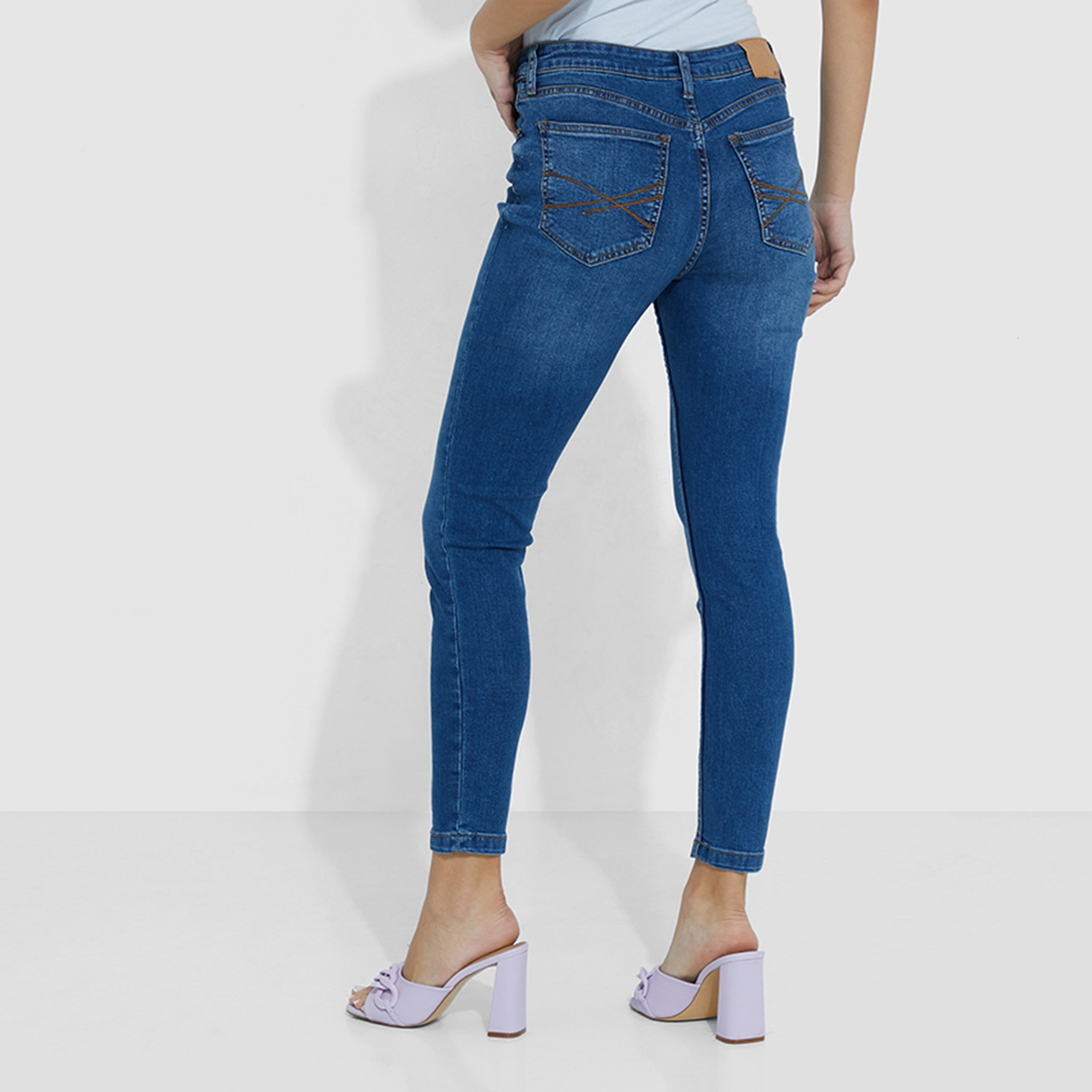 Aeropostale Washed Mid-Rise Button and Zip Fly Women's Jeans-women-clothing-bottoms-jeans-image-4