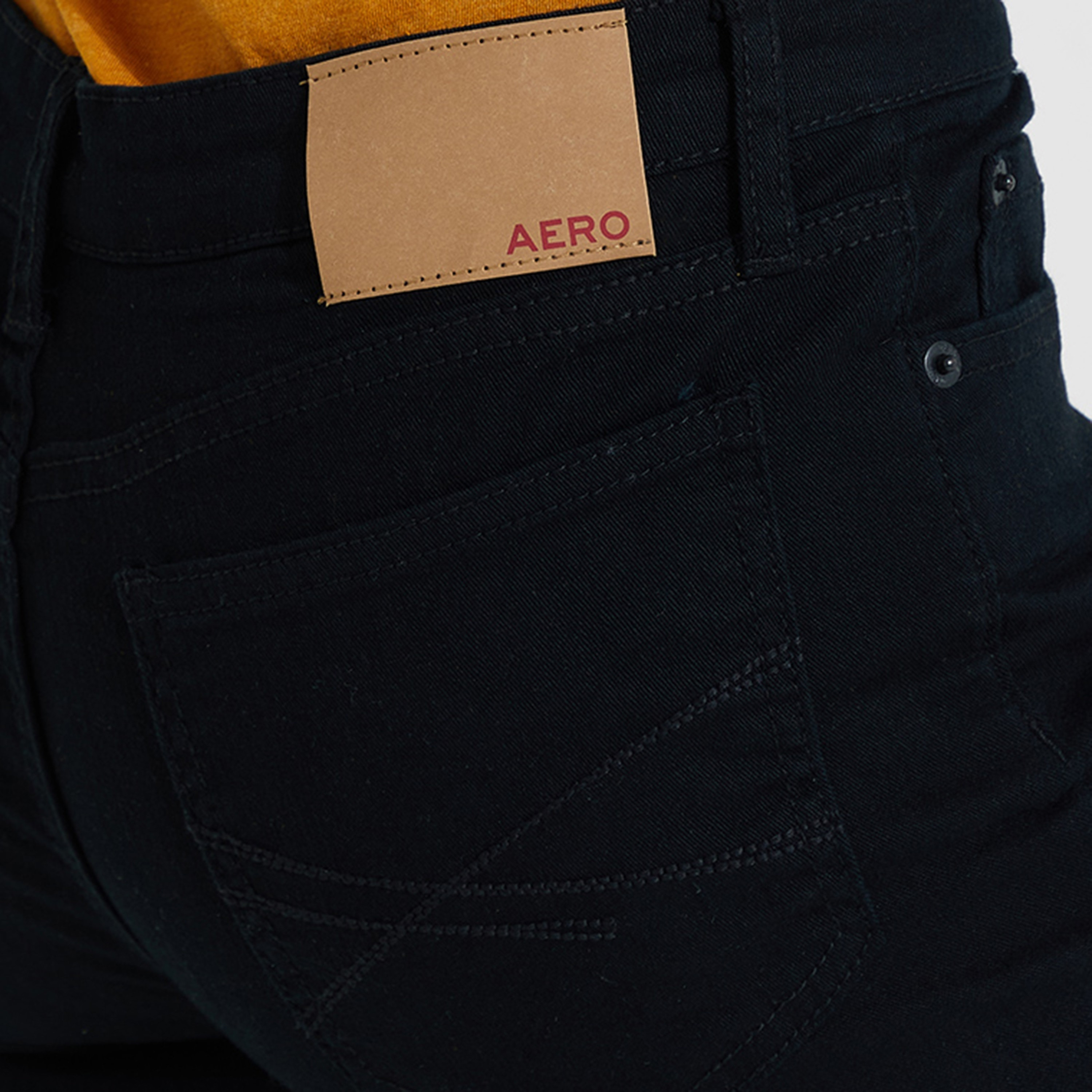 بنطلون جينز نسائي سادة بخصر متوسط وسحاب وأزرار من أيروبوستال-women-clothing-bottoms-jeans-image-3