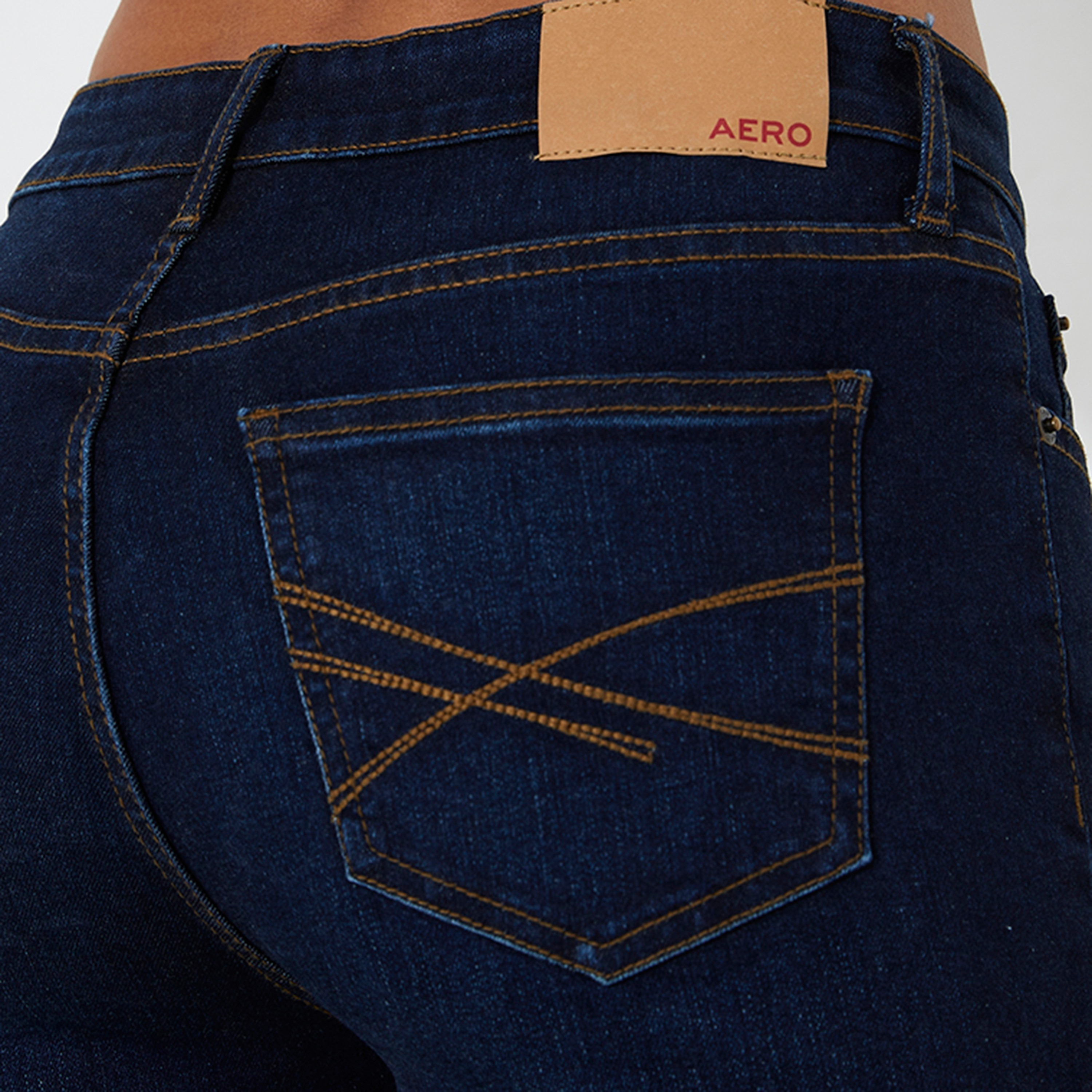 بنطلون جينز نسائي ذو خصر متوسط وسحّاب وأزرار داكنة اللون من أيروبوستال-women-clothing-bottoms-jeans-image-3
