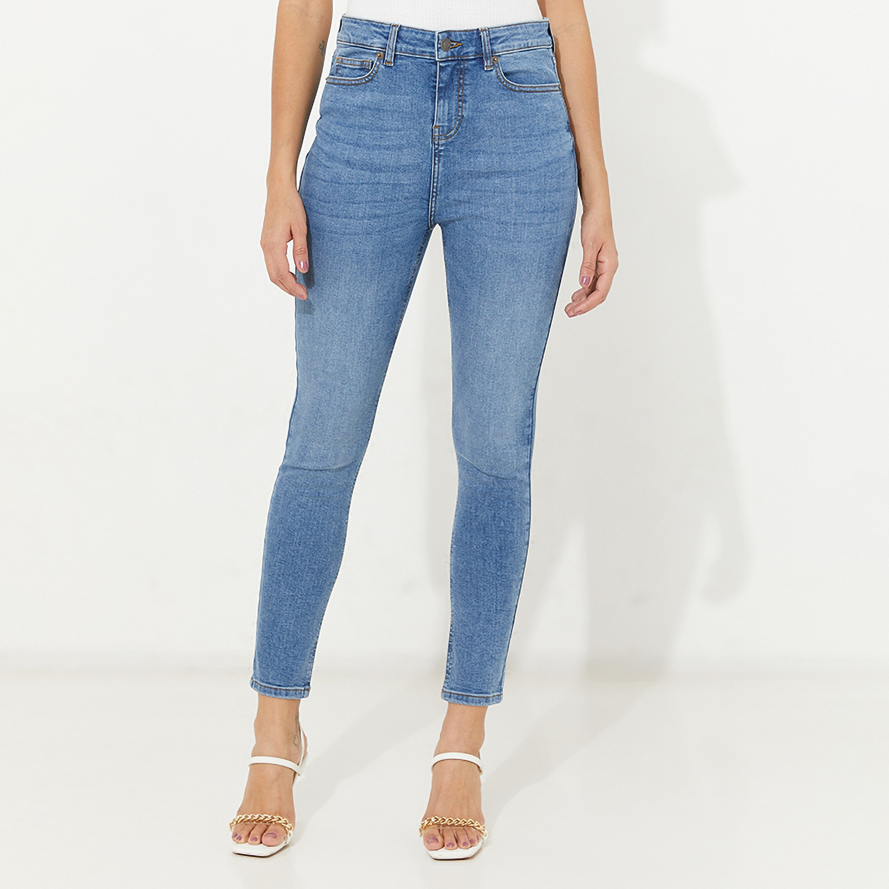 بنطلون جينز نسائي سادة بخصر مرتفع وسحاب وأزرار من أيروبوستال-women-clothing-bottoms-jeans-image-1