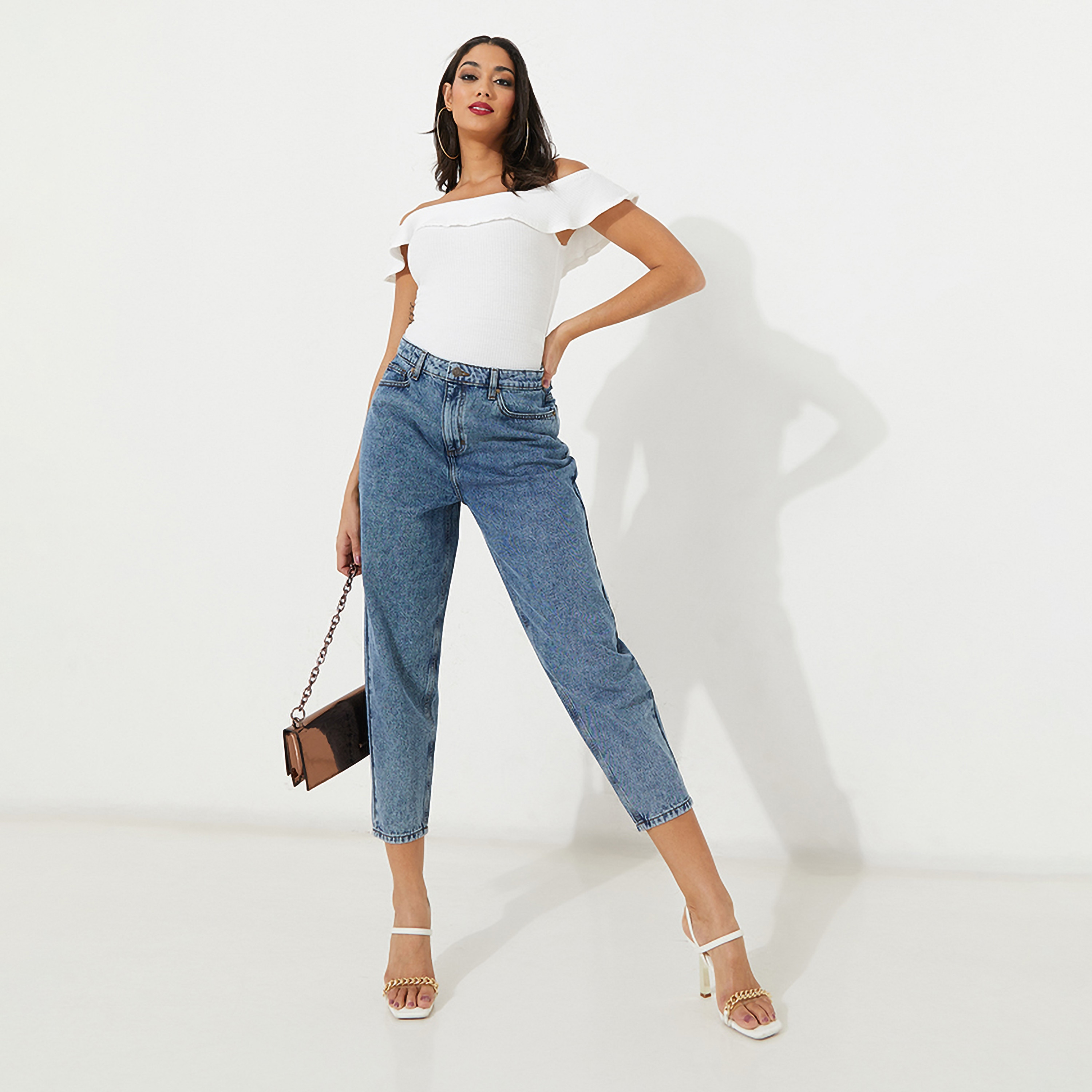 Aeropostale Plain High-Rise Button and Zip Fly Women's Jeans-women-clothing-bottoms-jeans-image-2