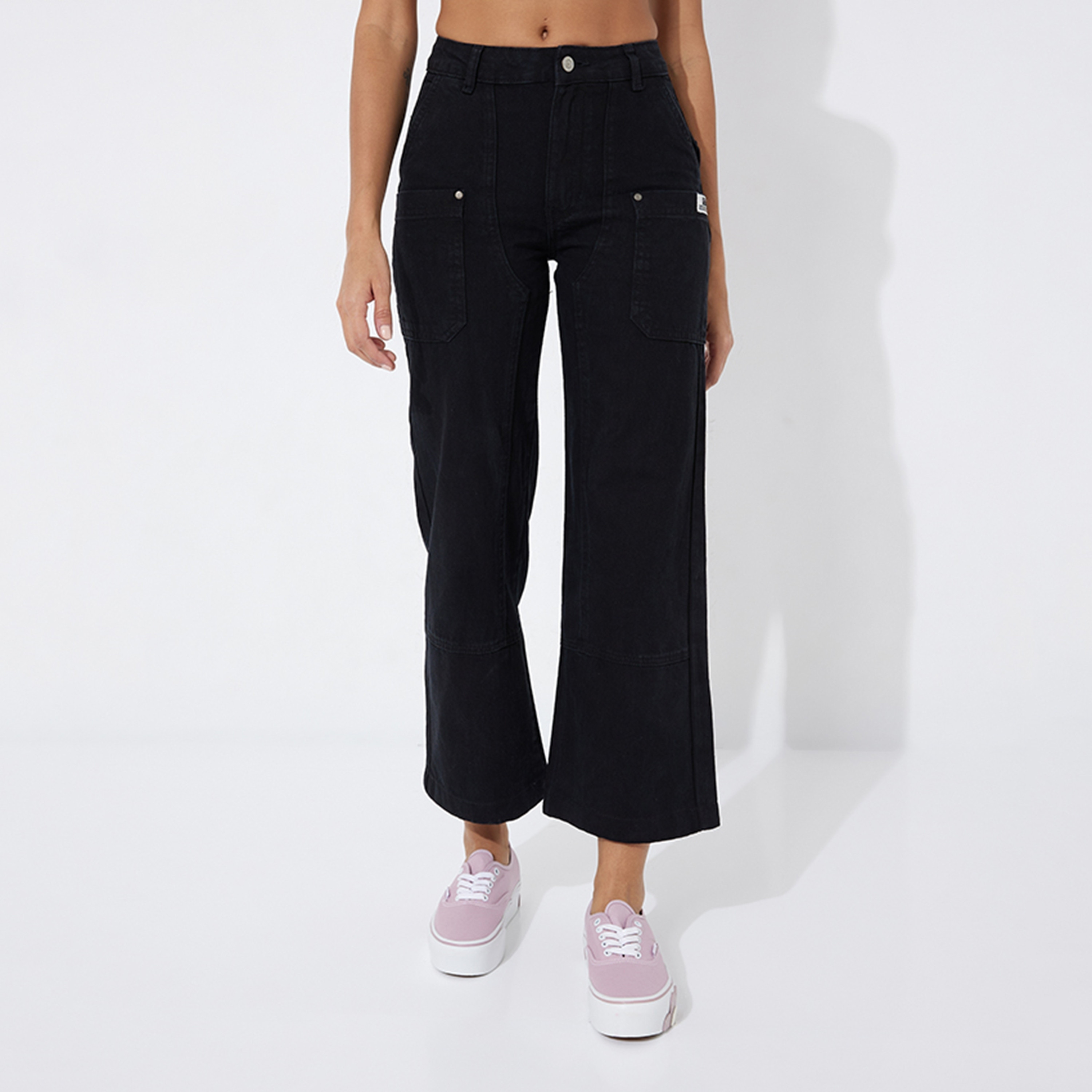 بنطلون جينز نسائي سادة بخصر مرتفع وسحاب وأزرار من أيروبوستال-women-clothing-bottoms-jeans-image-1