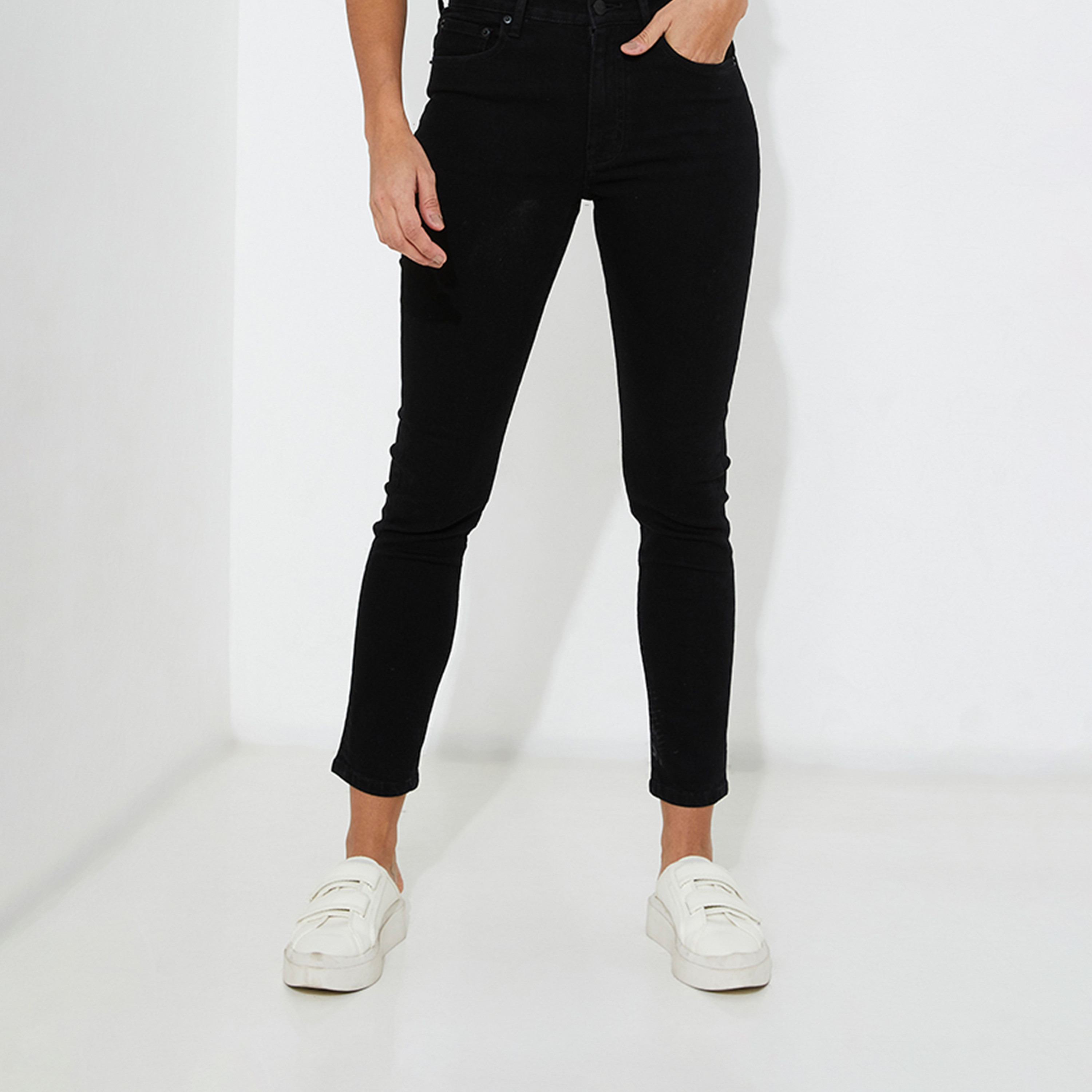 Aeropostale Women's Skinny Fit Mid-Rise Denim with Black Wash-women-clothing-bottoms-jeans-image-1