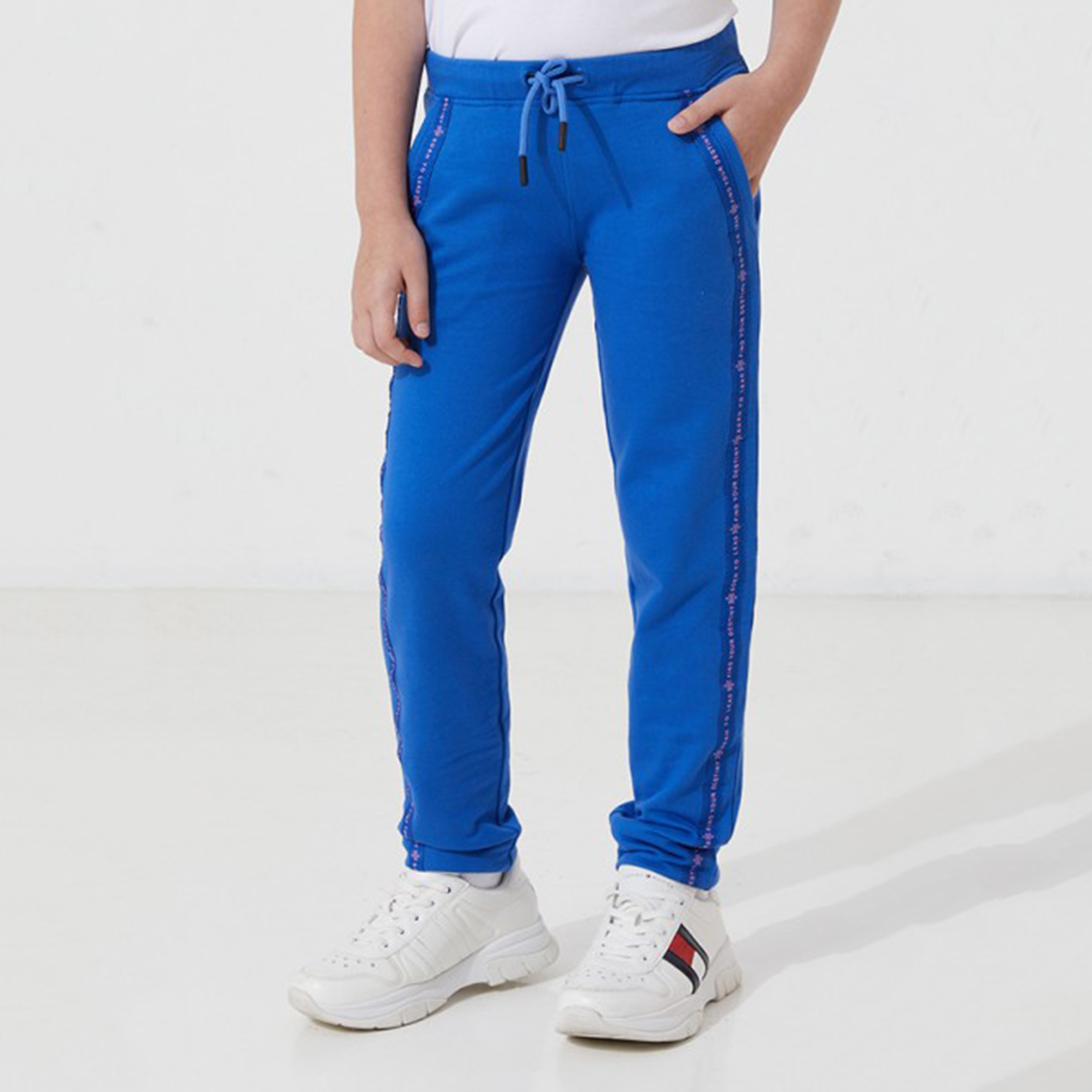 Aeropostale track pants (with ankle zippers!) | Ankle zipper, Clothes  design, Track pants