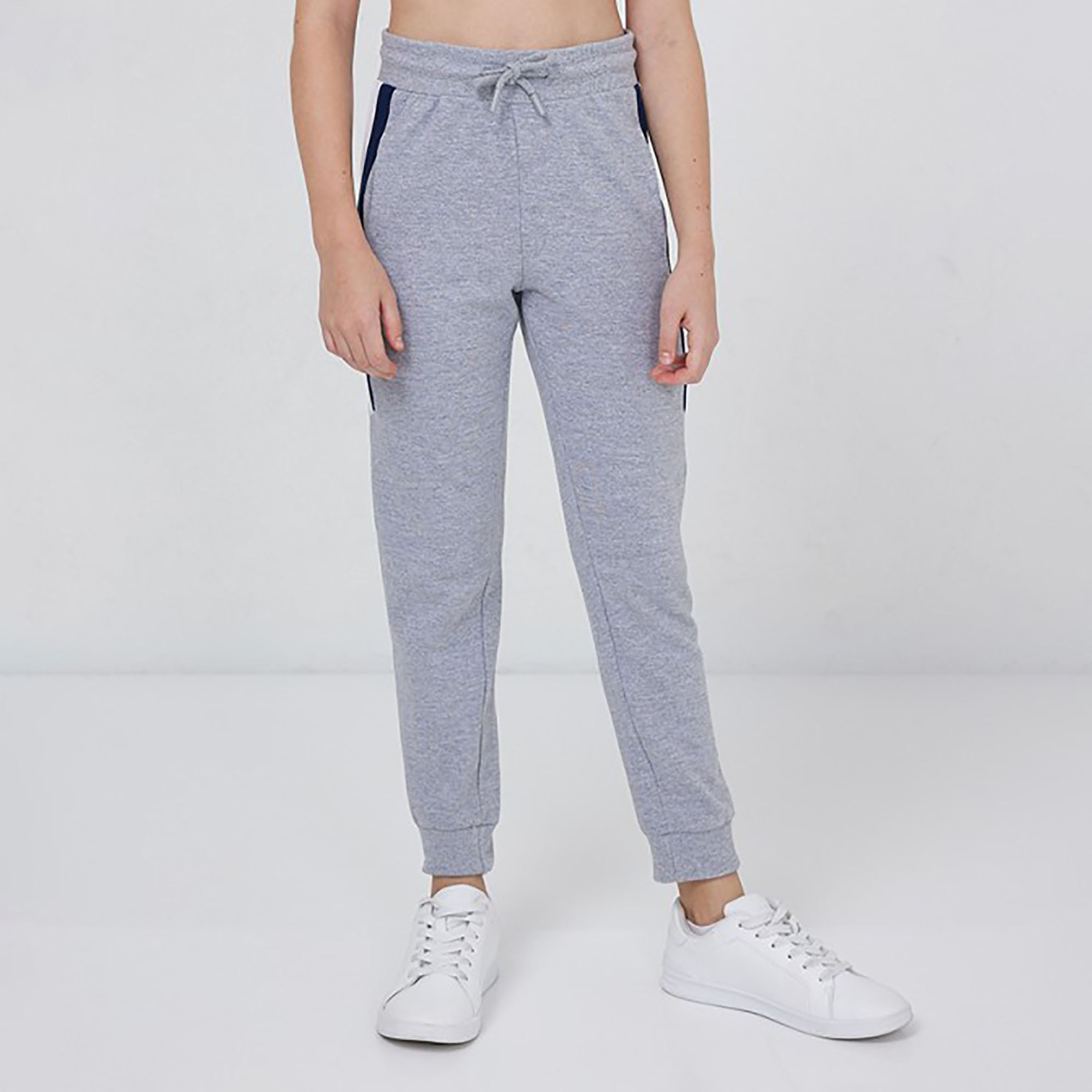 بنطلون رياضي بشعار العلامة التجارية من ايروبوستال-girls-clothing-schoolwear-bottoms-joggers-image-5