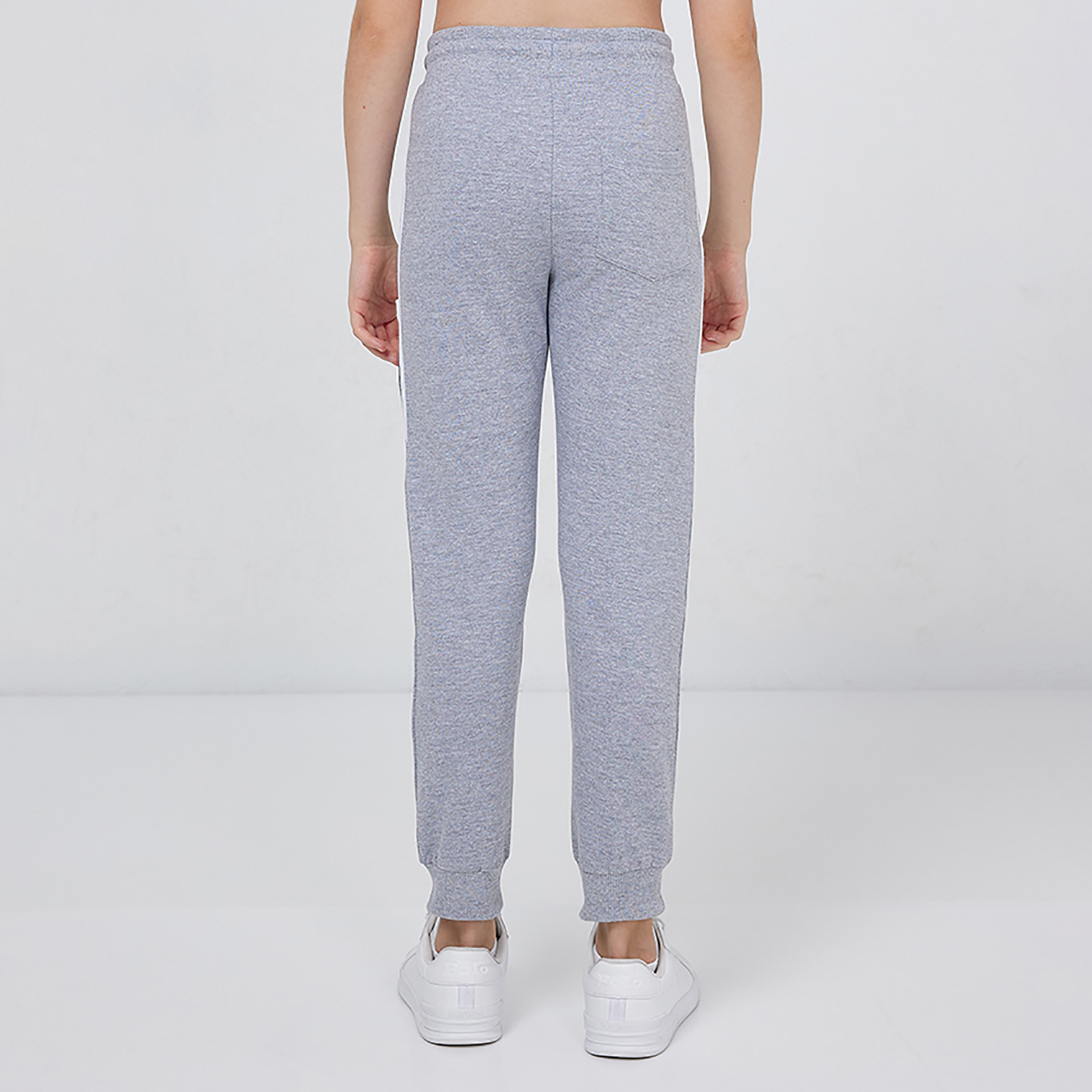 بنطلون رياضي بشعار العلامة التجارية من ايروبوستال-girls-clothing-schoolwear-bottoms-joggers-image-6