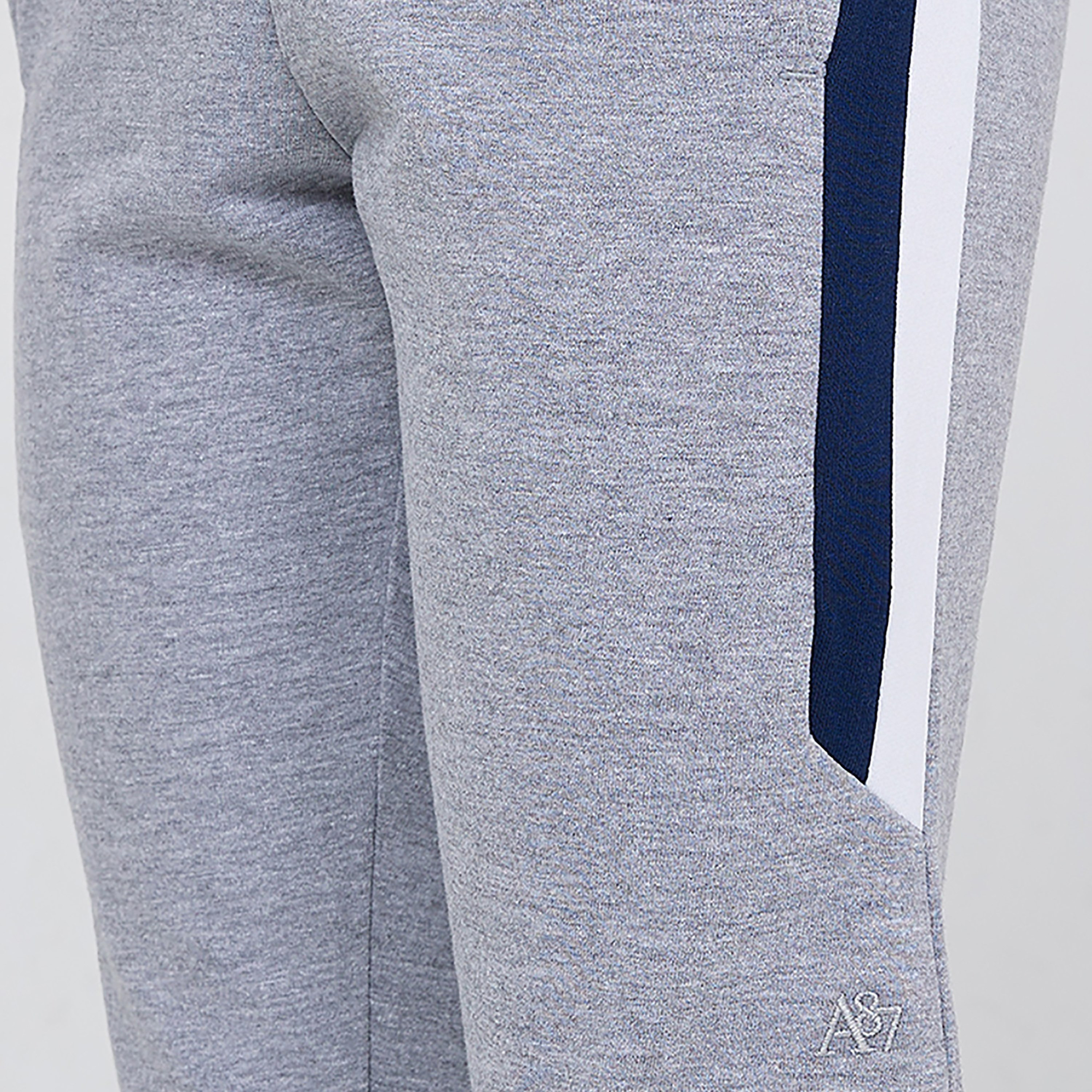 بنطلون رياضي بشعار العلامة التجارية من ايروبوستال-girls-clothing-schoolwear-bottoms-joggers-image-7