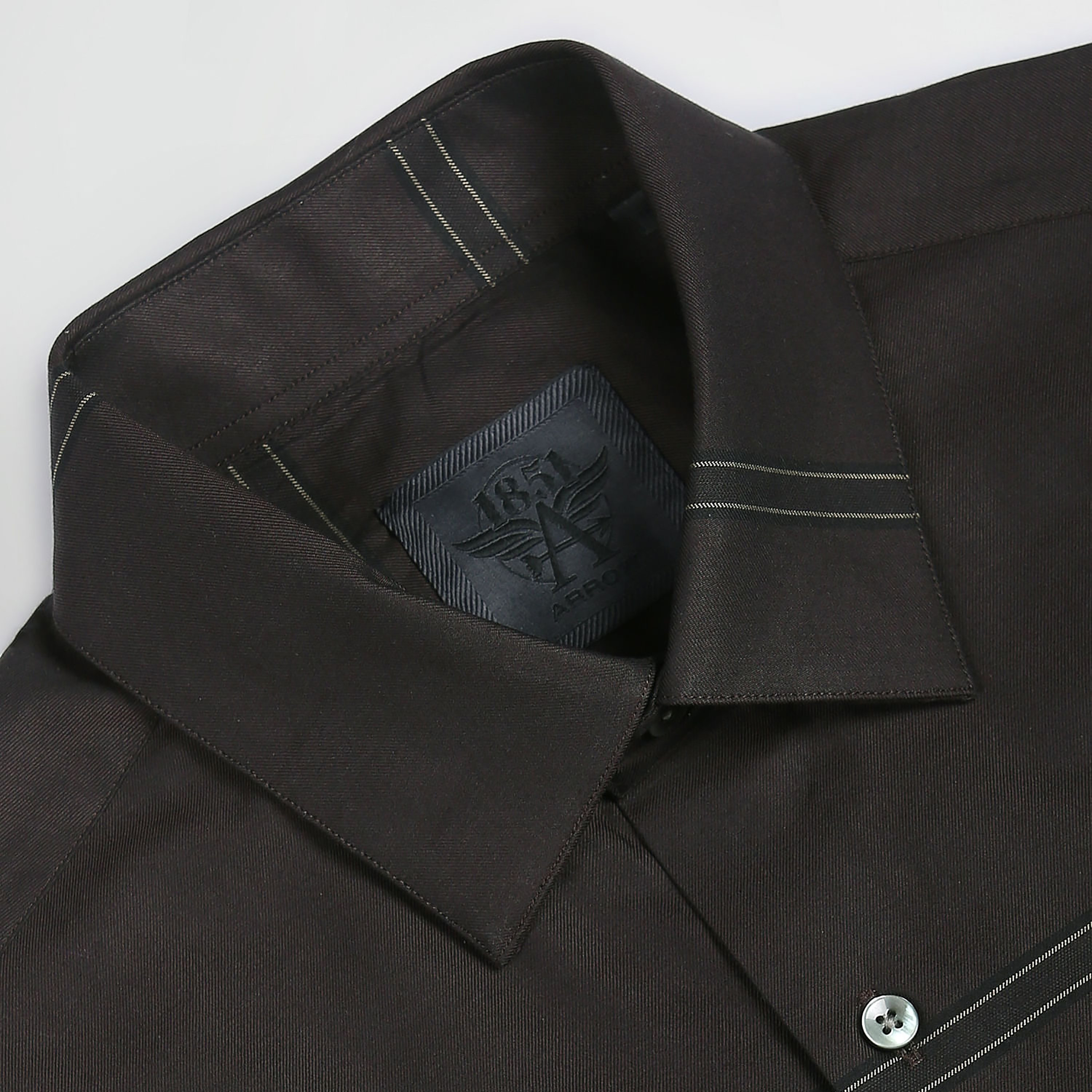 قميص فارمل بأكمام طويلة وتيلارد فت مع نقشة مخطط باللون البني الداكن من أرو-men-clothing-shirts-image-2
