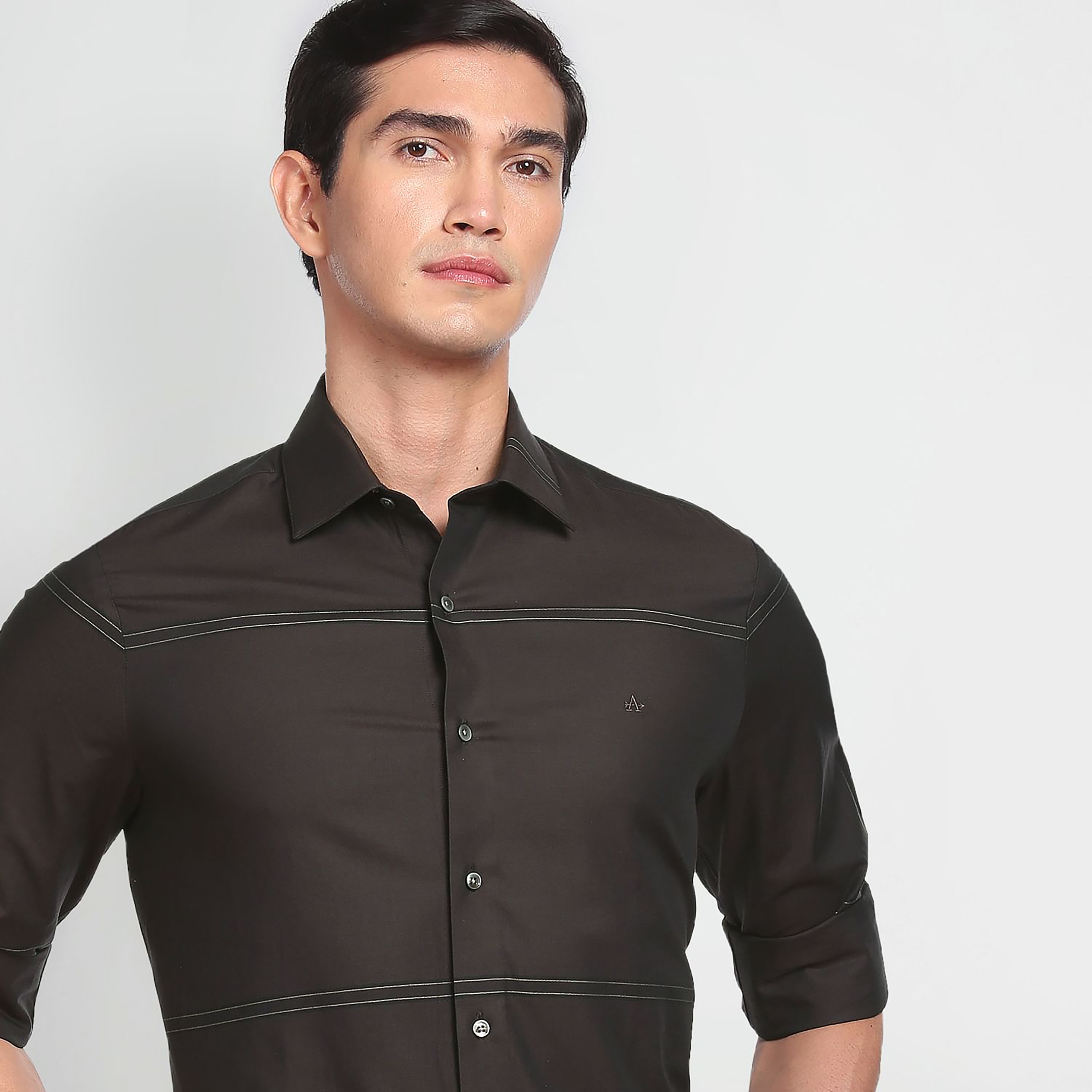 قميص فارمل بأكمام طويلة وتيلارد فت مع نقشة مخطط باللون البني الداكن من أرو-men-clothing-shirts-image-3