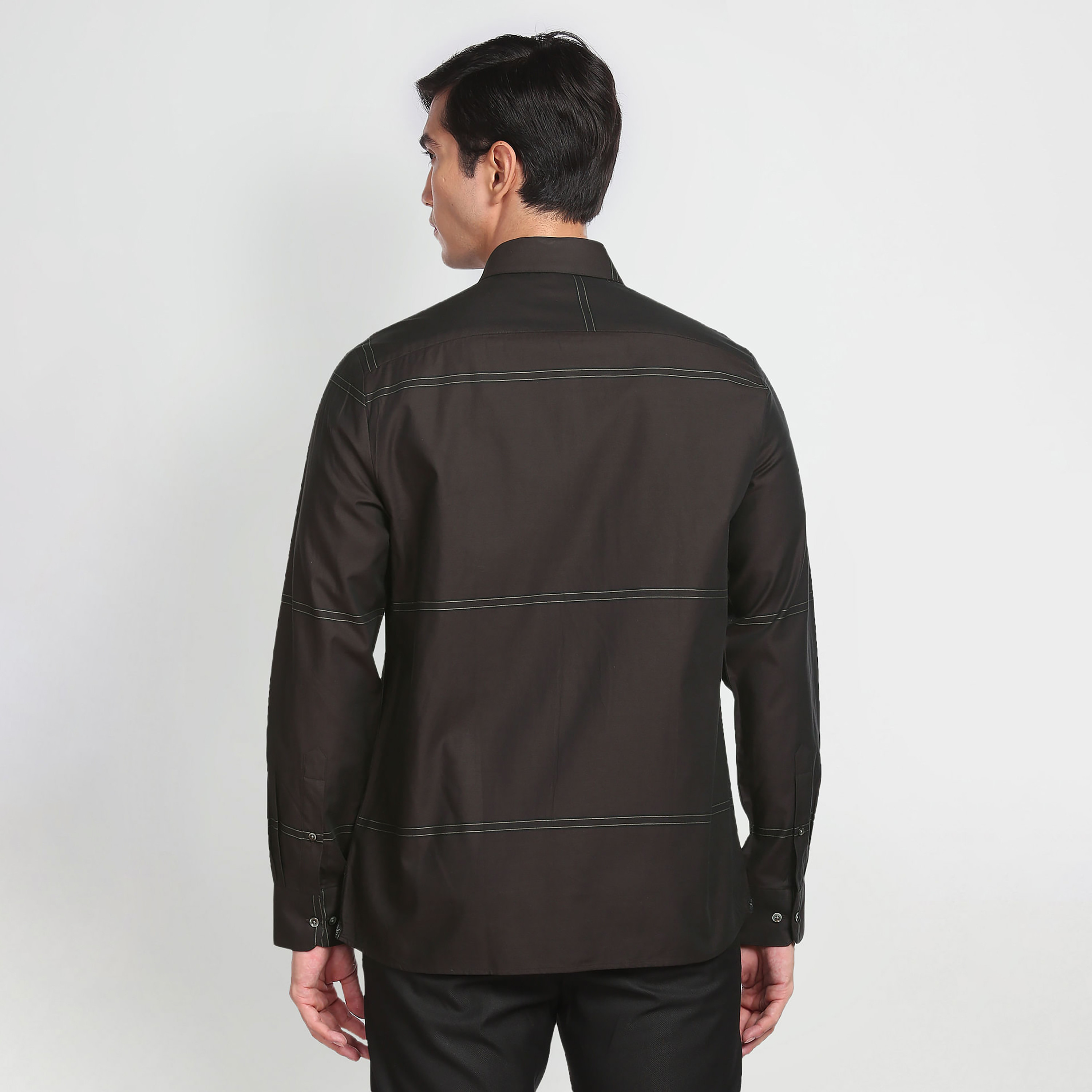 قميص فارمل بأكمام طويلة وتيلارد فت مع نقشة مخطط باللون البني الداكن من أرو-men-clothing-shirts-image-4