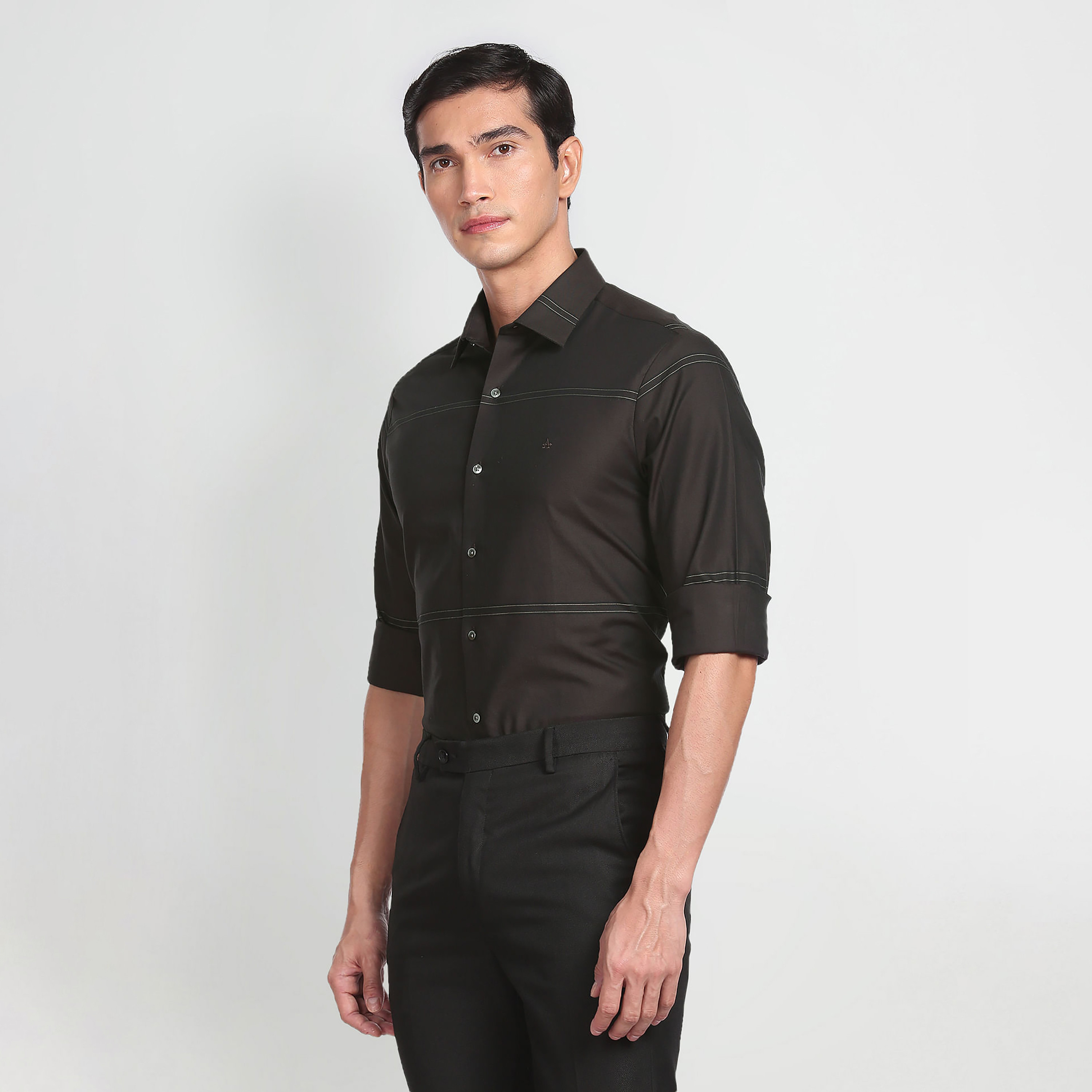 قميص فارمل بأكمام طويلة وتيلارد فت مع نقشة مخطط باللون البني الداكن من أرو-men-clothing-shirts-image-6