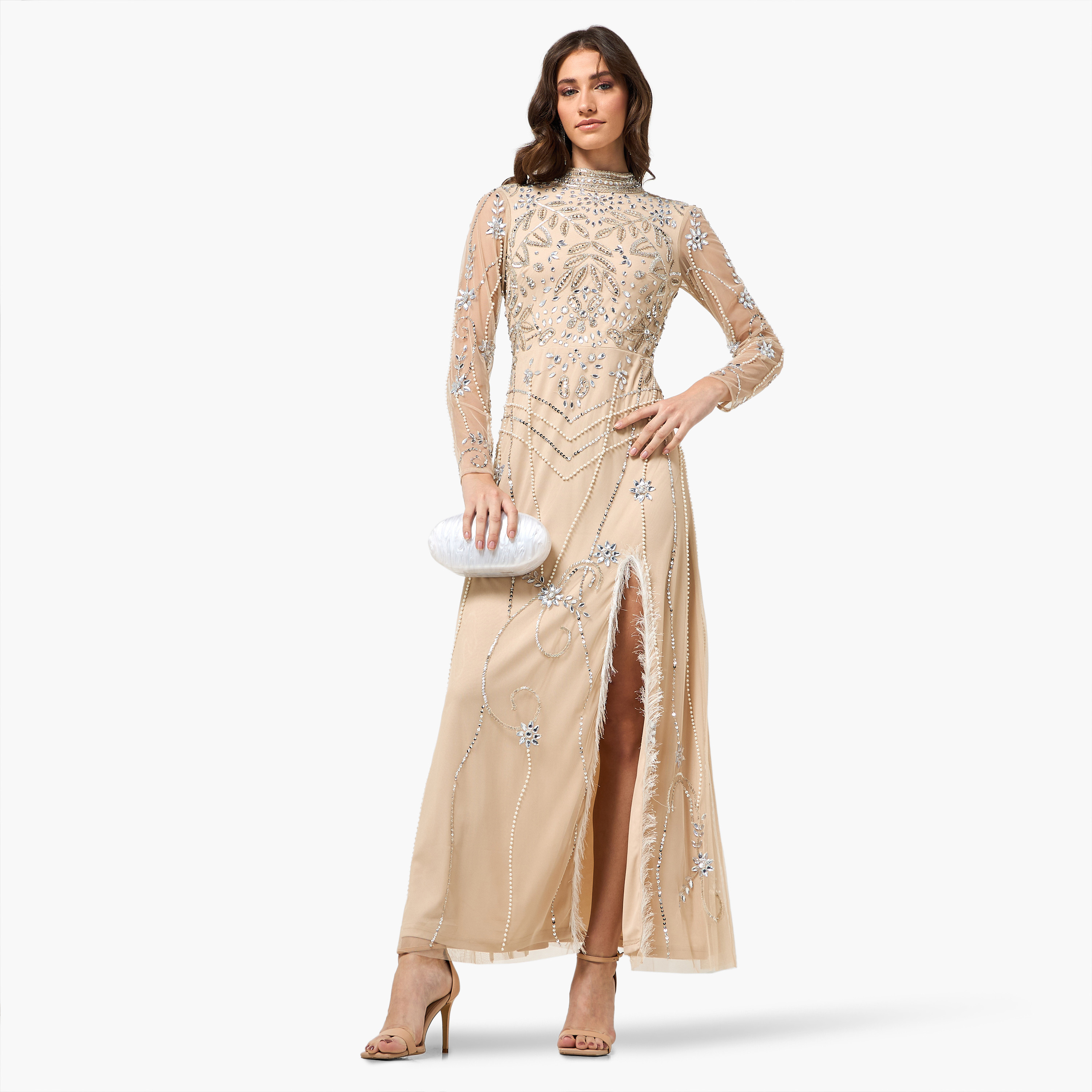 فستان سهرة ماكسي بفتحة جانبية وياقة "موك نيك" ومزين بالخرز لون بيج من أميليا روز-women-clothing-dresses-image-3