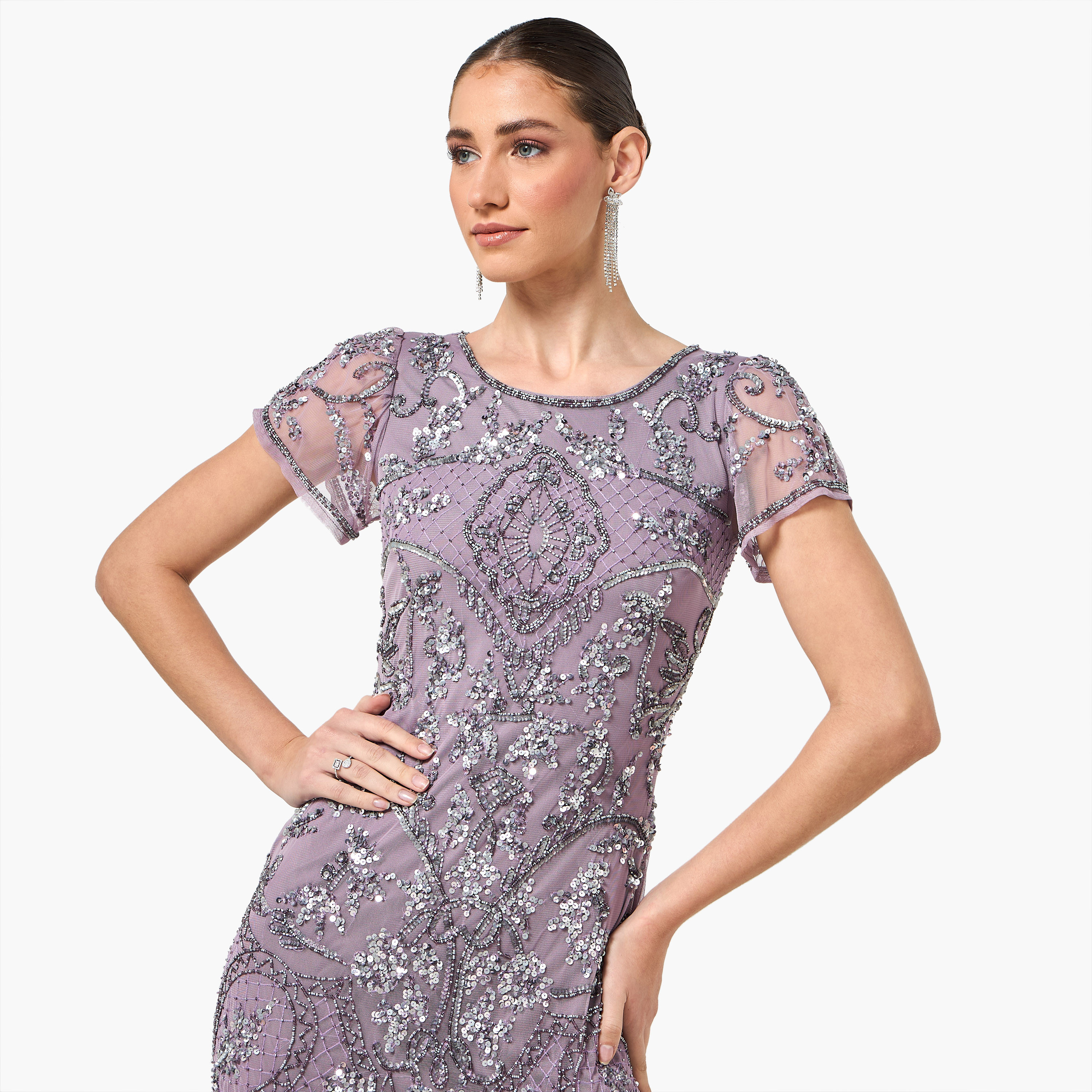 فستان سهرة ماكسي قصة "ترامبيت" مزين بالترتر من أميليا روز-women-clothing-dresses-image-10