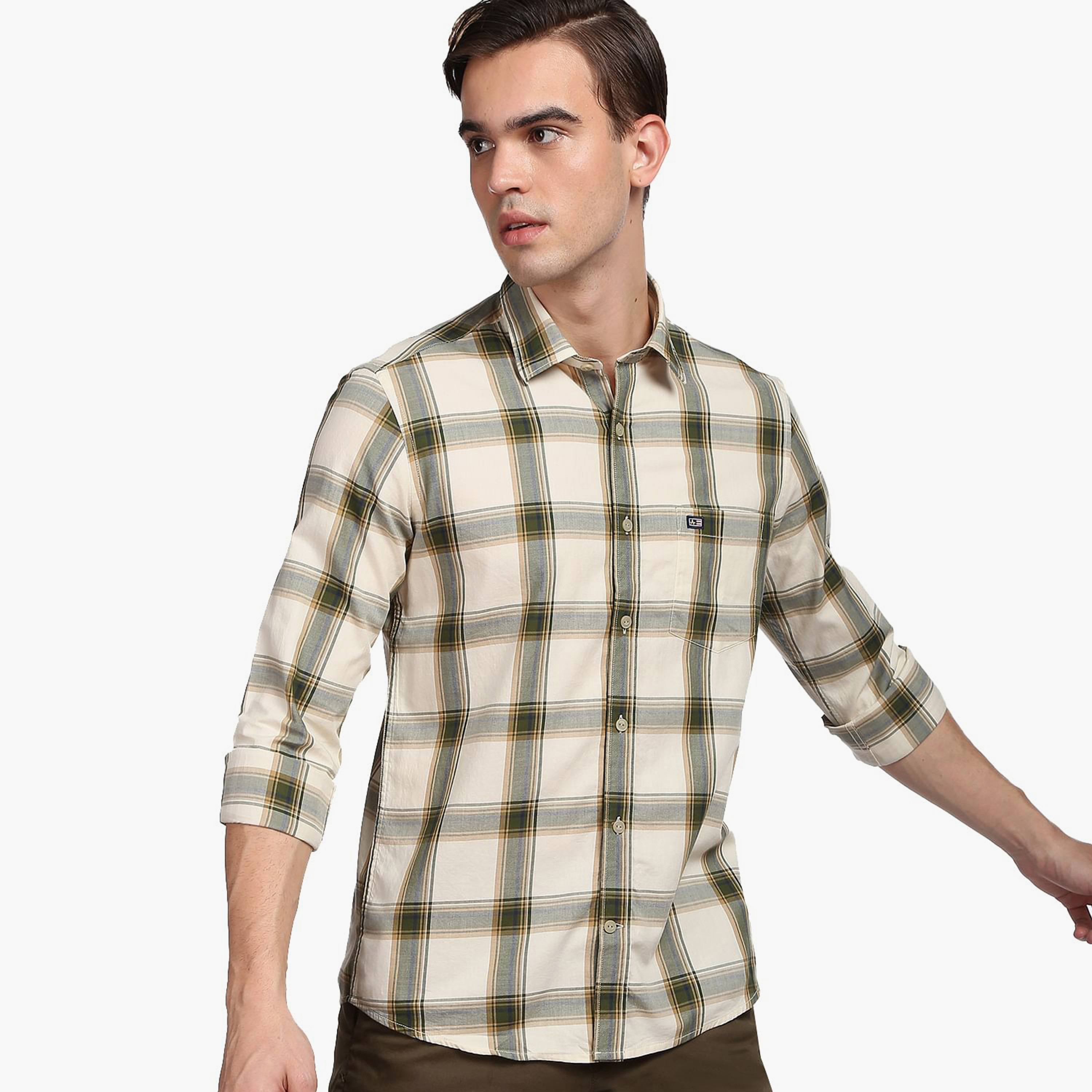 قميص كاجوال بأكمام طويلة وسليم فت مع نقشة مربعات بلون أبيض مائل للصفرة من أرو-men-clothing-shirts-image-3