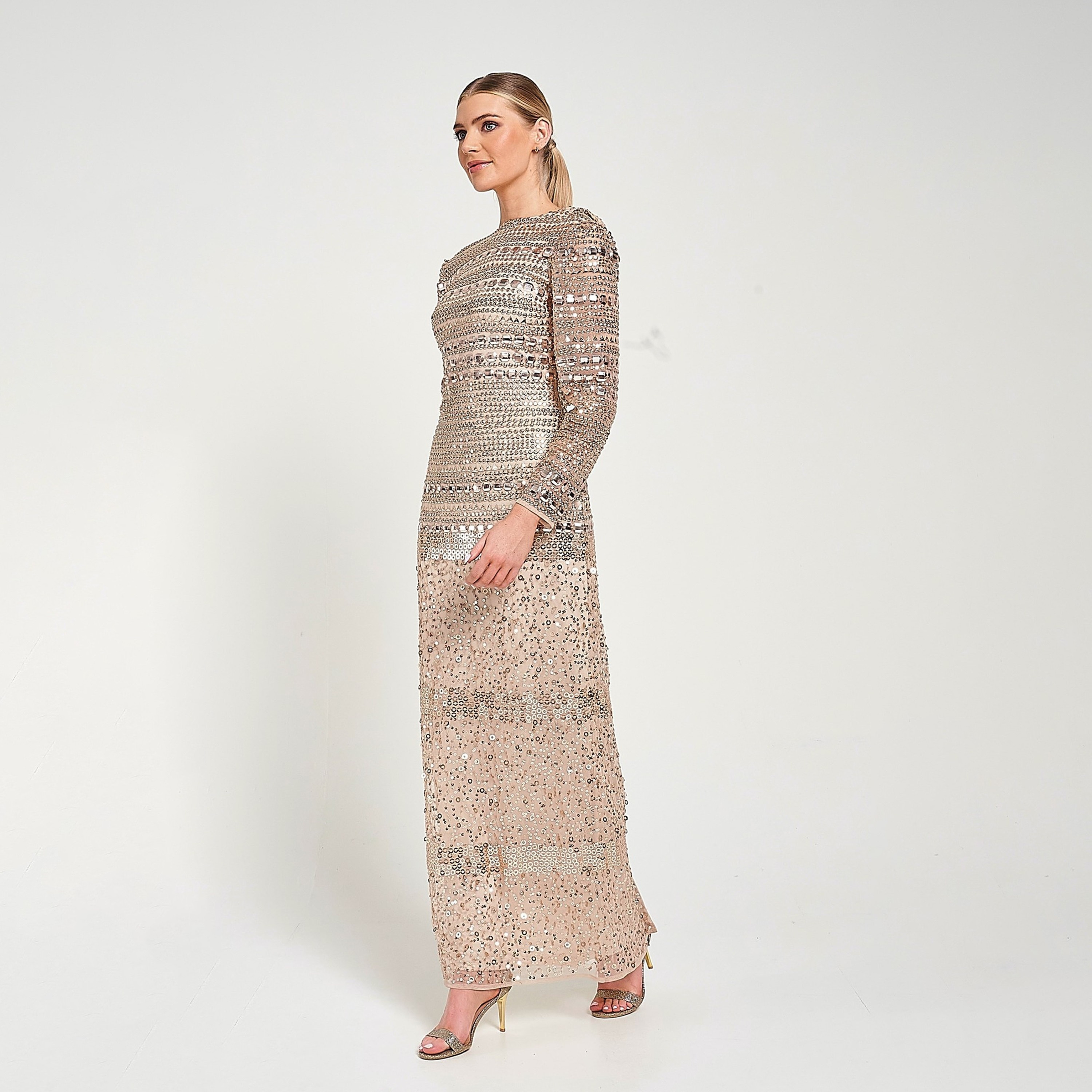 فستان سهرة ماكسي نسائي بفتحة من الترتر باللون البيج من أميليا روز-women-clothing-dresses-image-2
